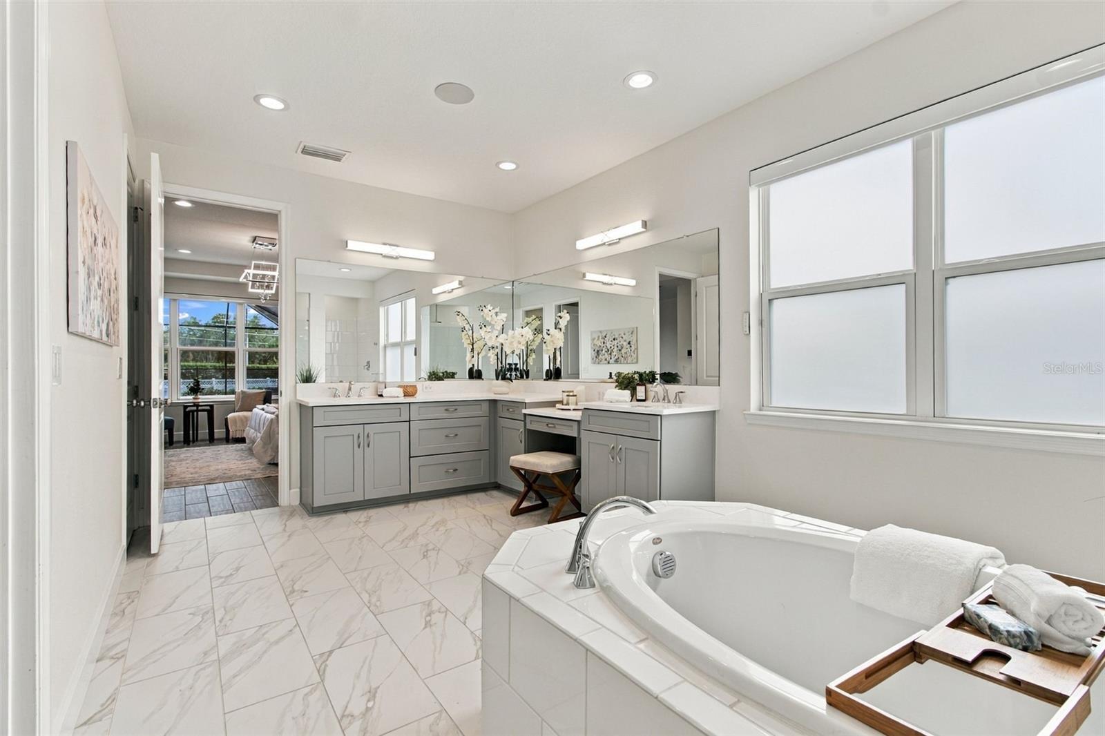 7006 TALAMORE DR — photo 33