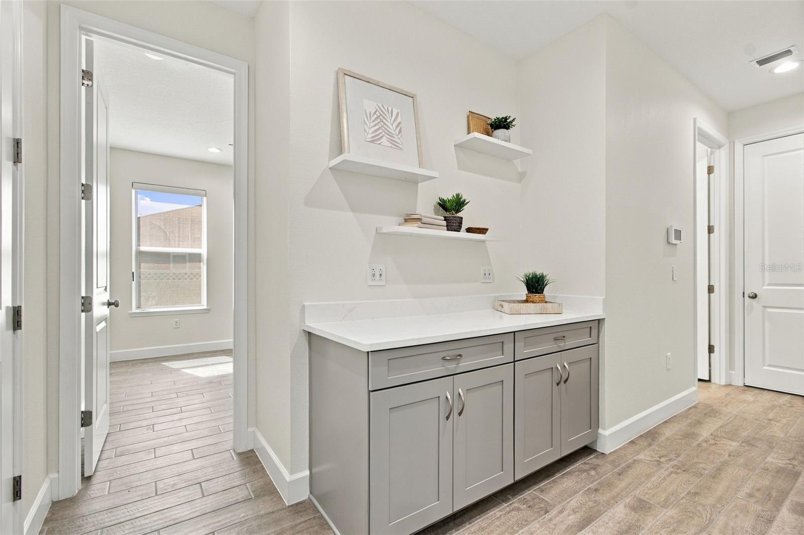 7006 TALAMORE DR — photo 38