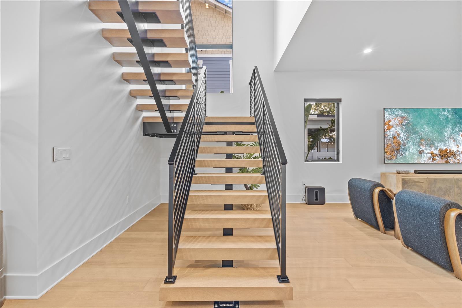 818 W KENTUCKY AVE — photo 12
