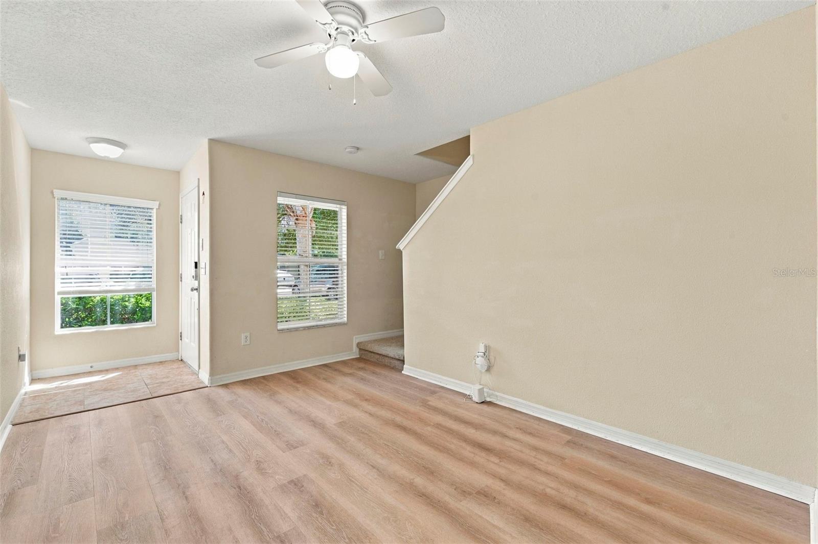 9726 TRUMPET VINE LOOP — photo 20