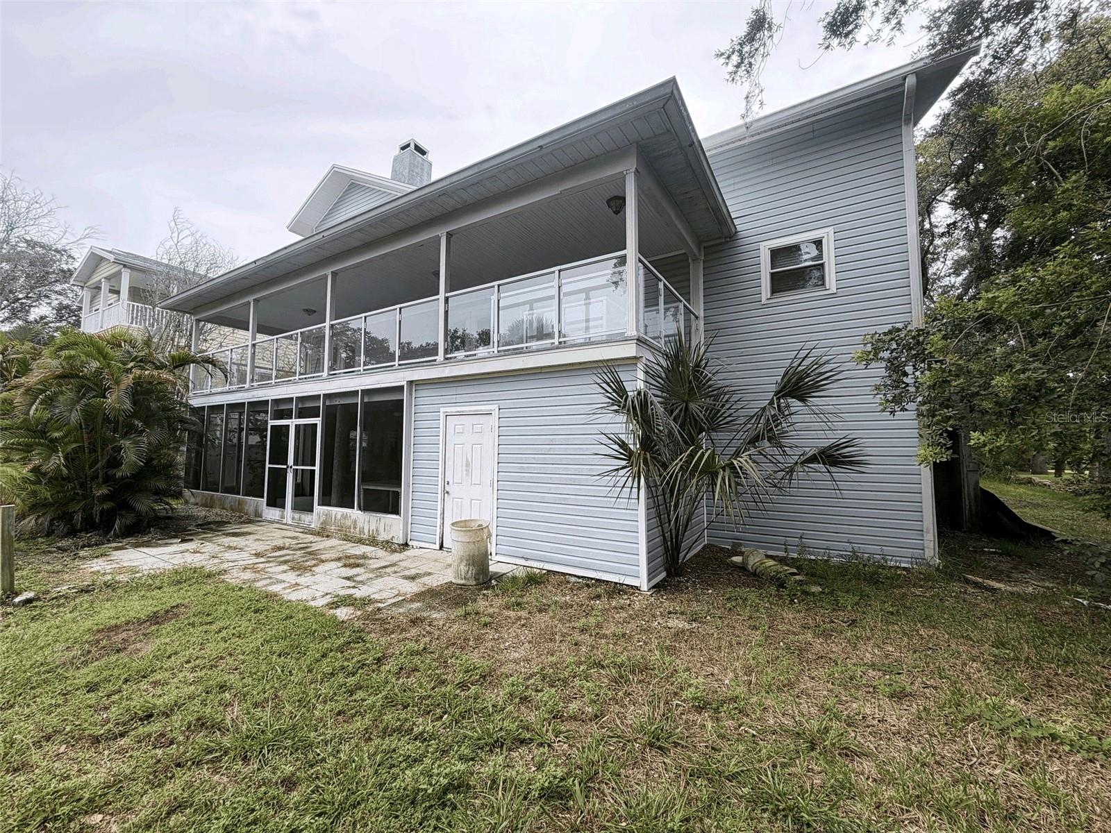 3090 PHOENIX AVE — photo 8