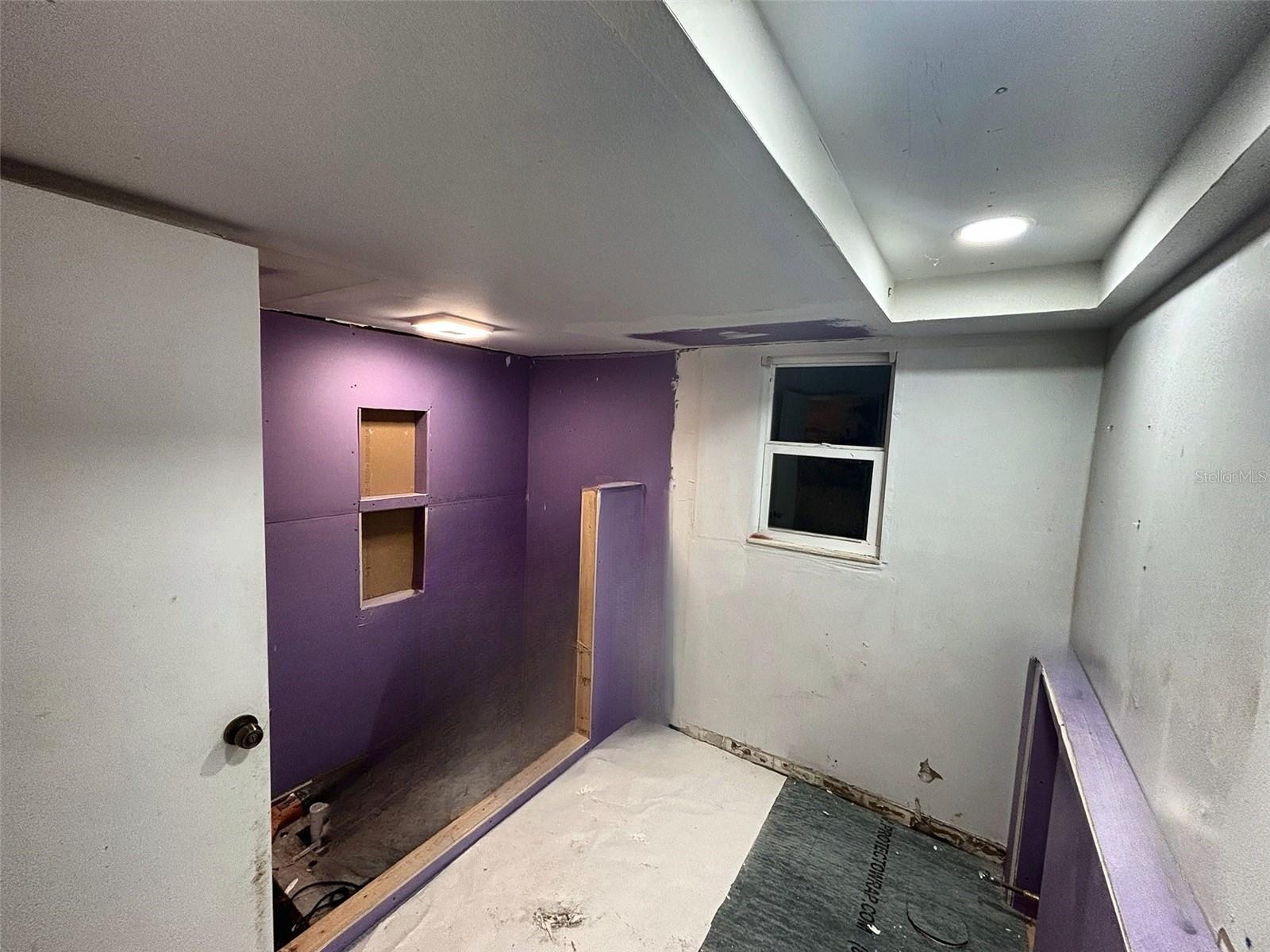 3090 PHOENIX AVE — photo 18