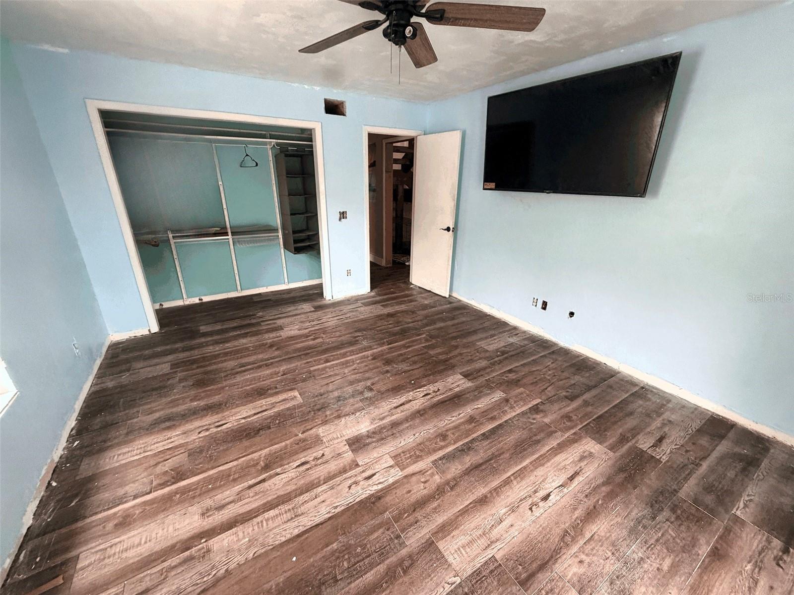 3090 PHOENIX AVE — photo 16