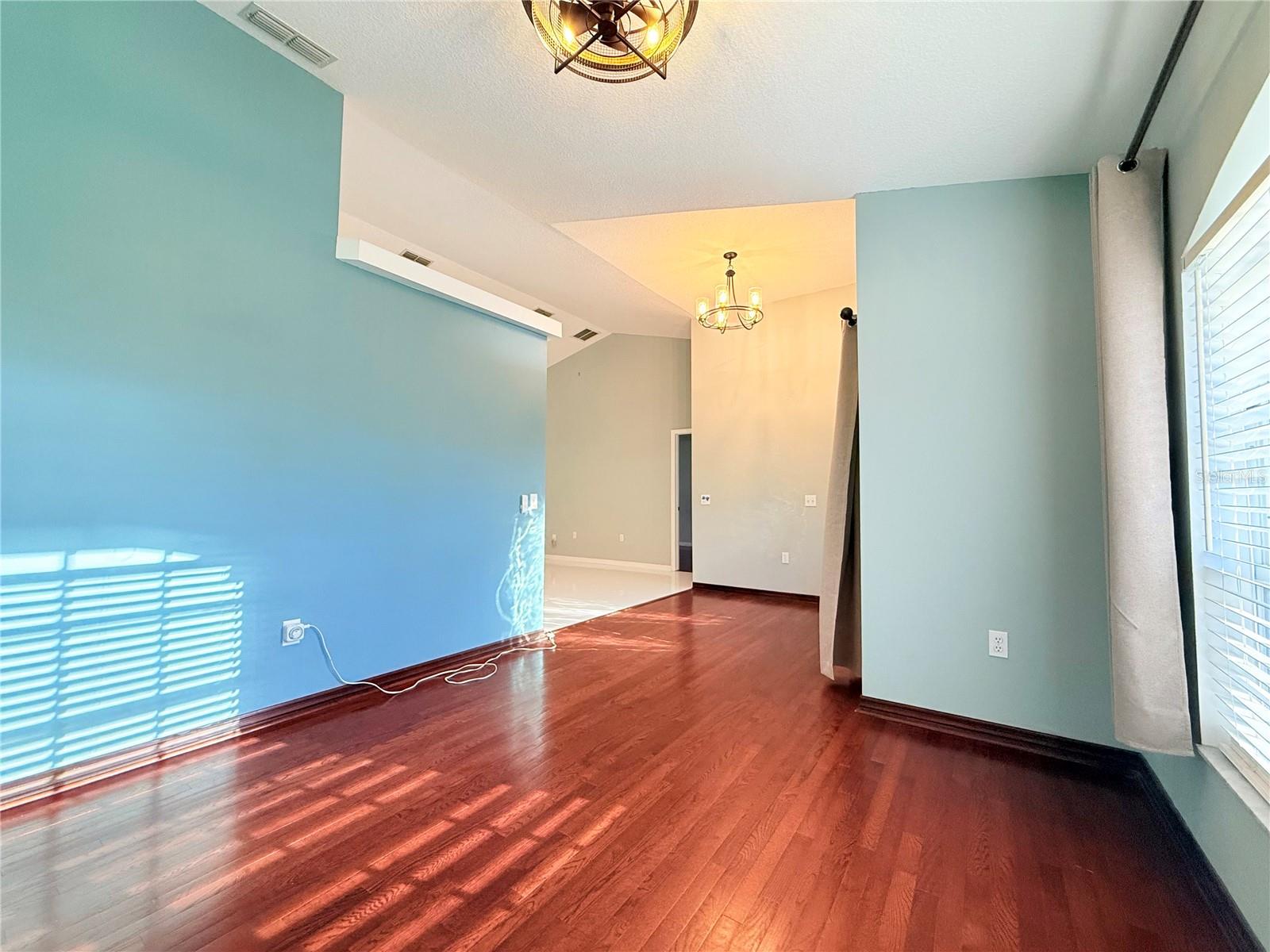 8750 TEACHER LN — photo 14