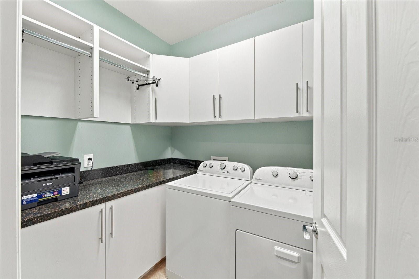 6808 CHESTER TRL — photo 39