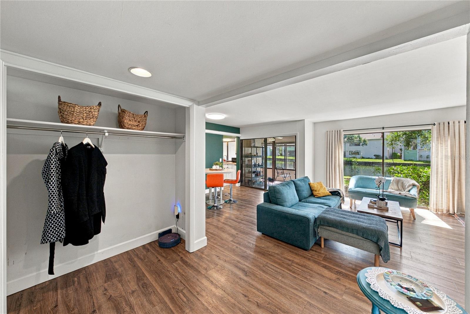 4106 PINELAKE LN #101 — photo 6