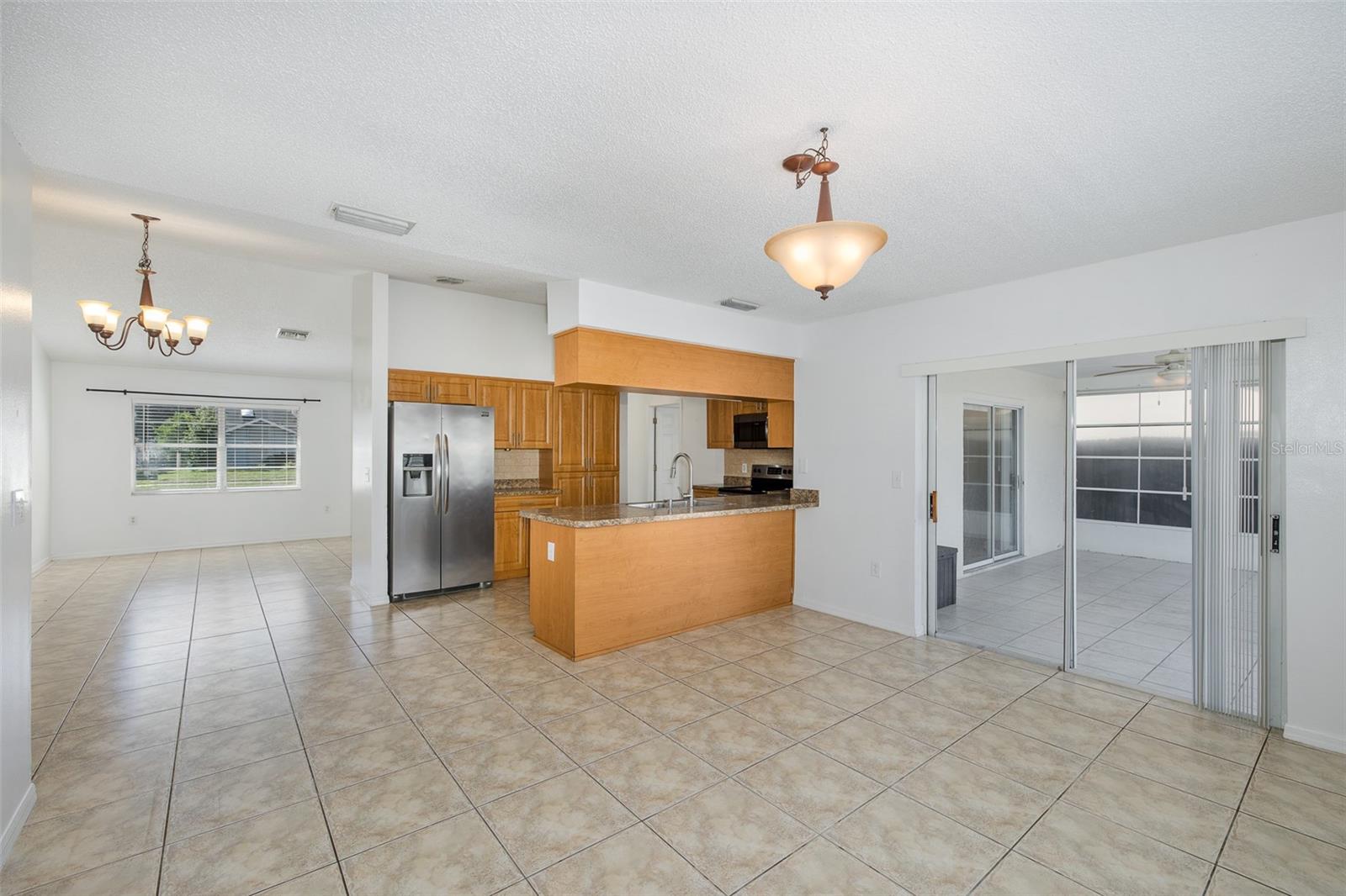 8231 MATTHEW DR — photo 18