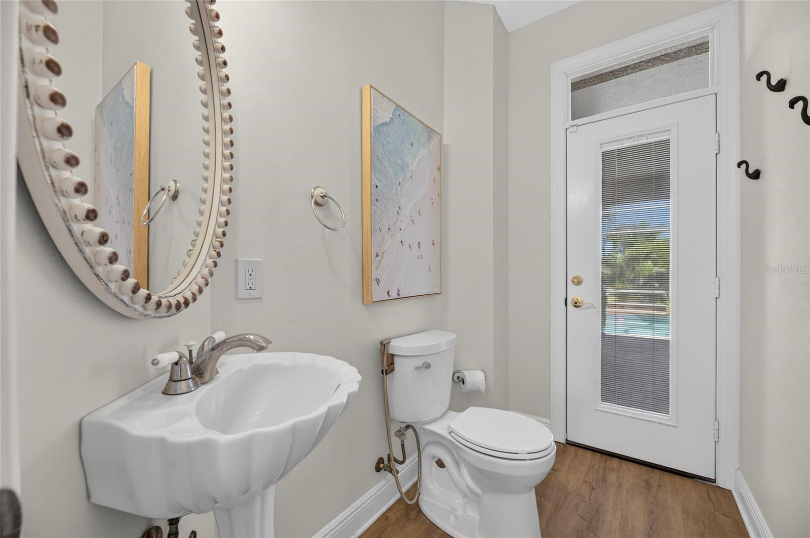761 KINGSTON CT — photo 32