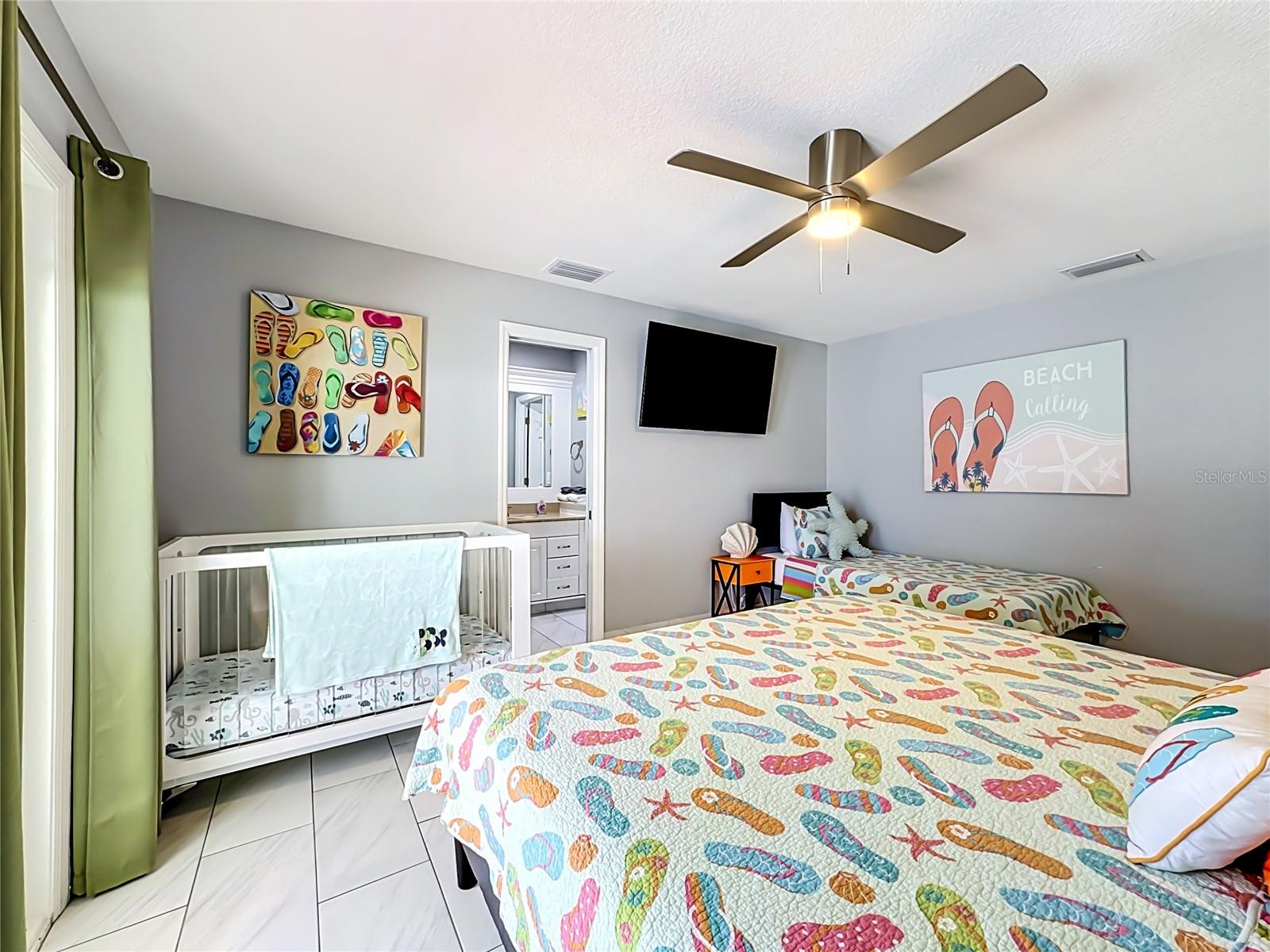354 MONTGOMERY AVE — photo 48