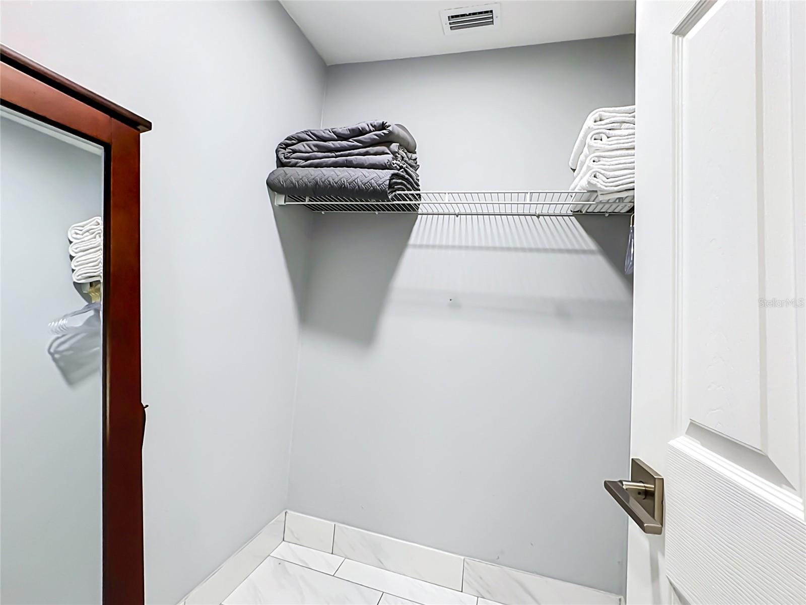 354 MONTGOMERY AVE — photo 51