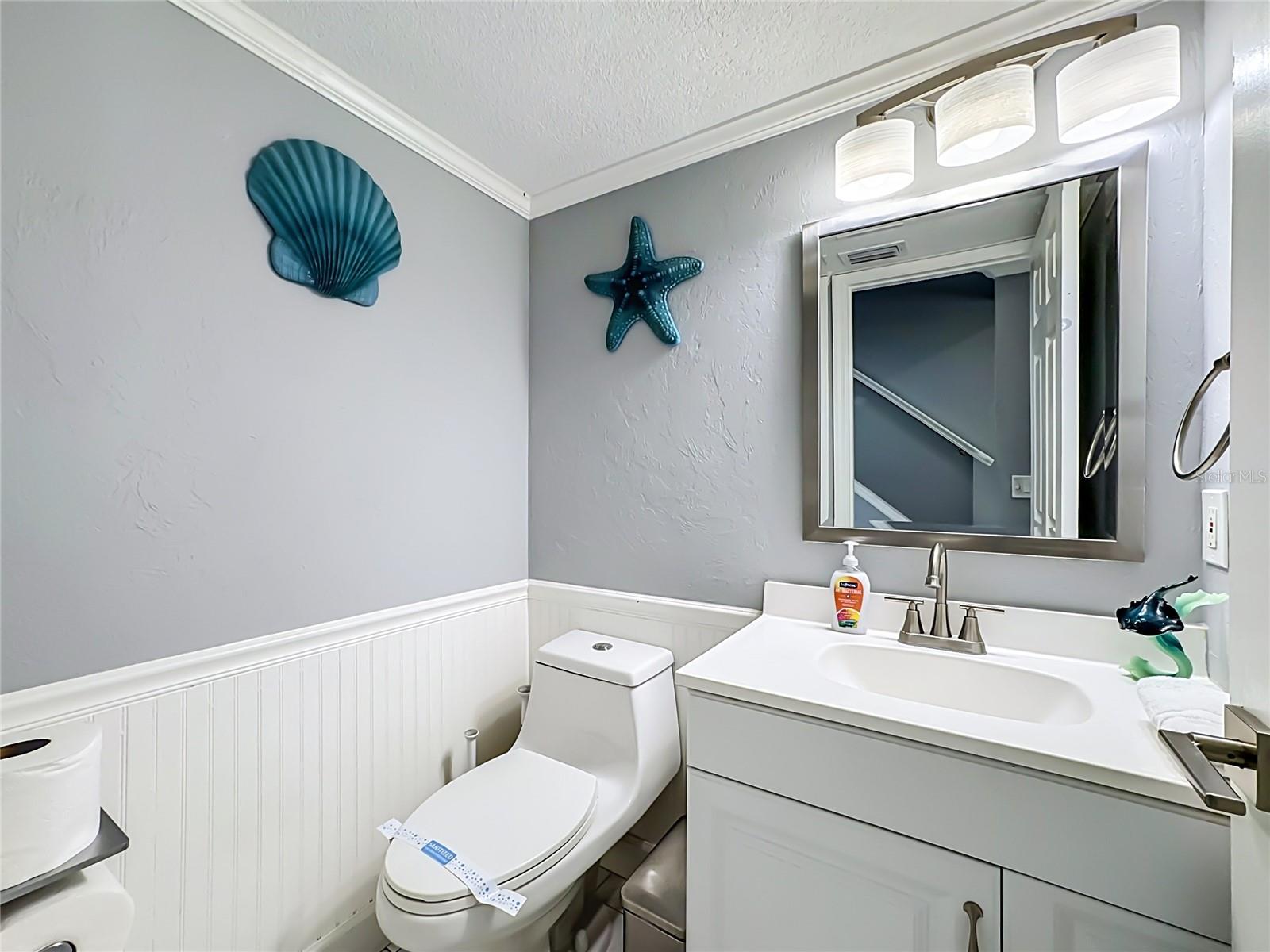 354 MONTGOMERY AVE — photo 33