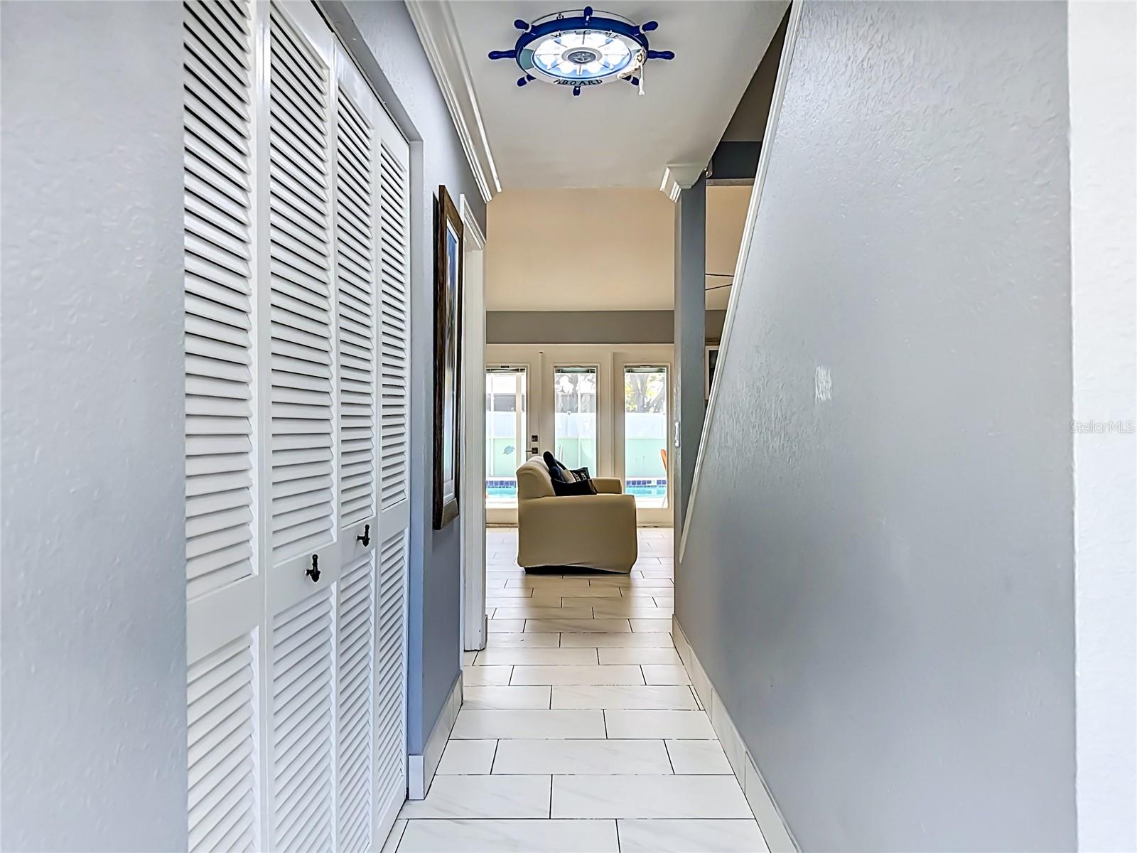 354 MONTGOMERY AVE — photo 10