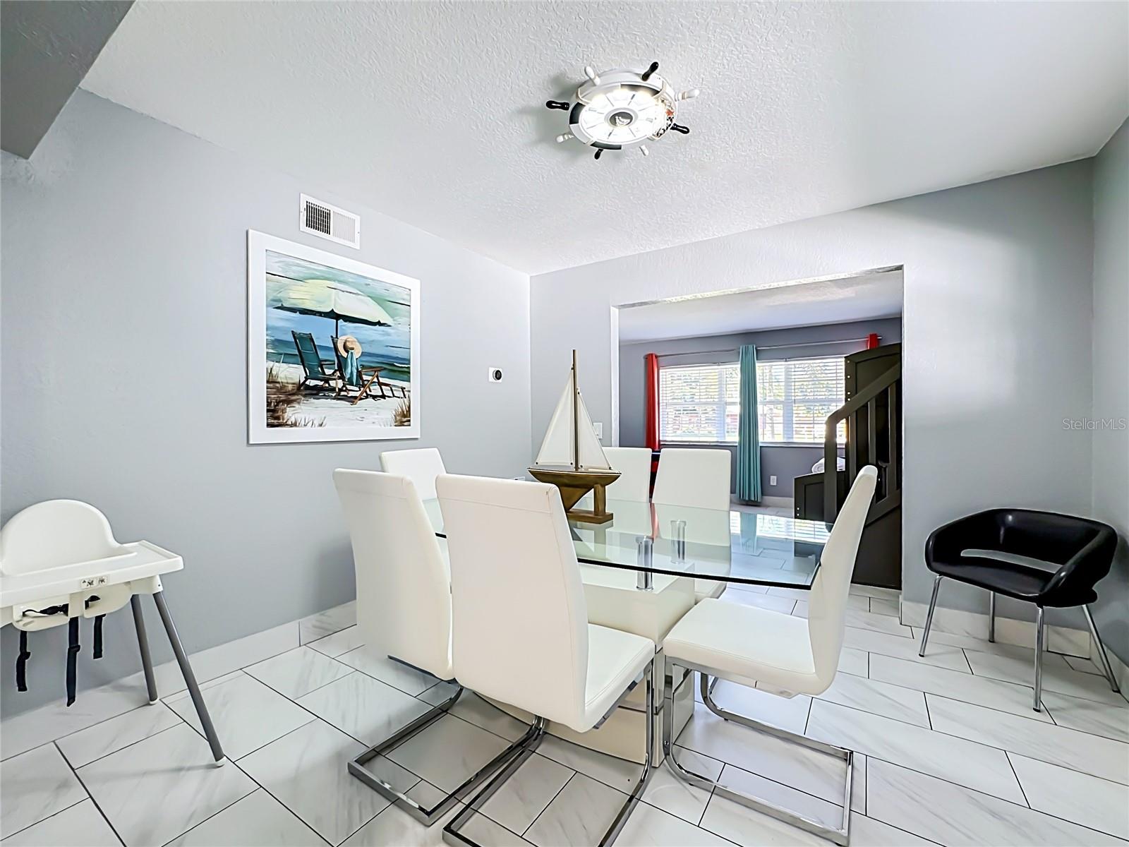 354 MONTGOMERY AVE — photo 17