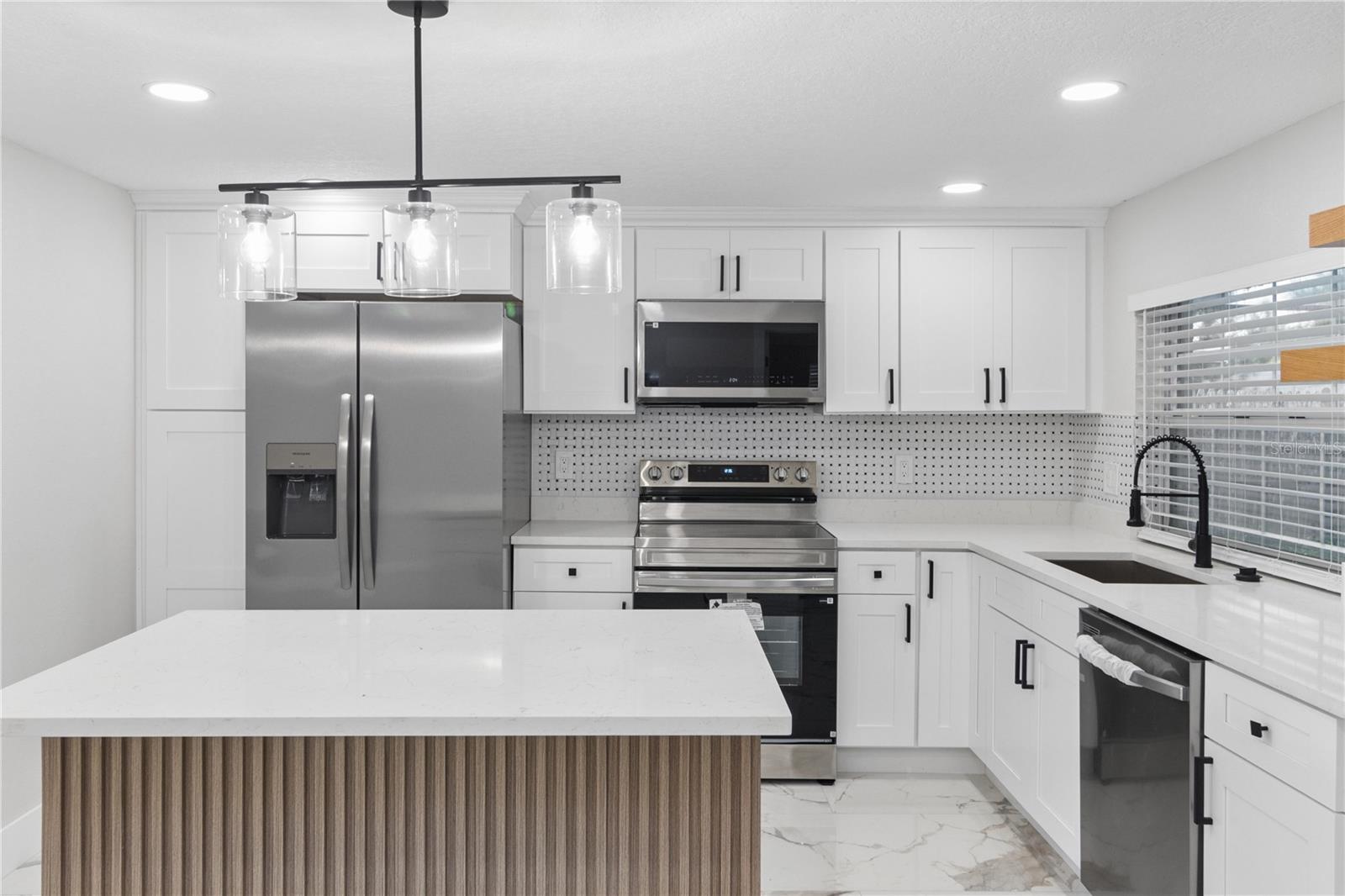 8811 LIDO LN — photo 14
