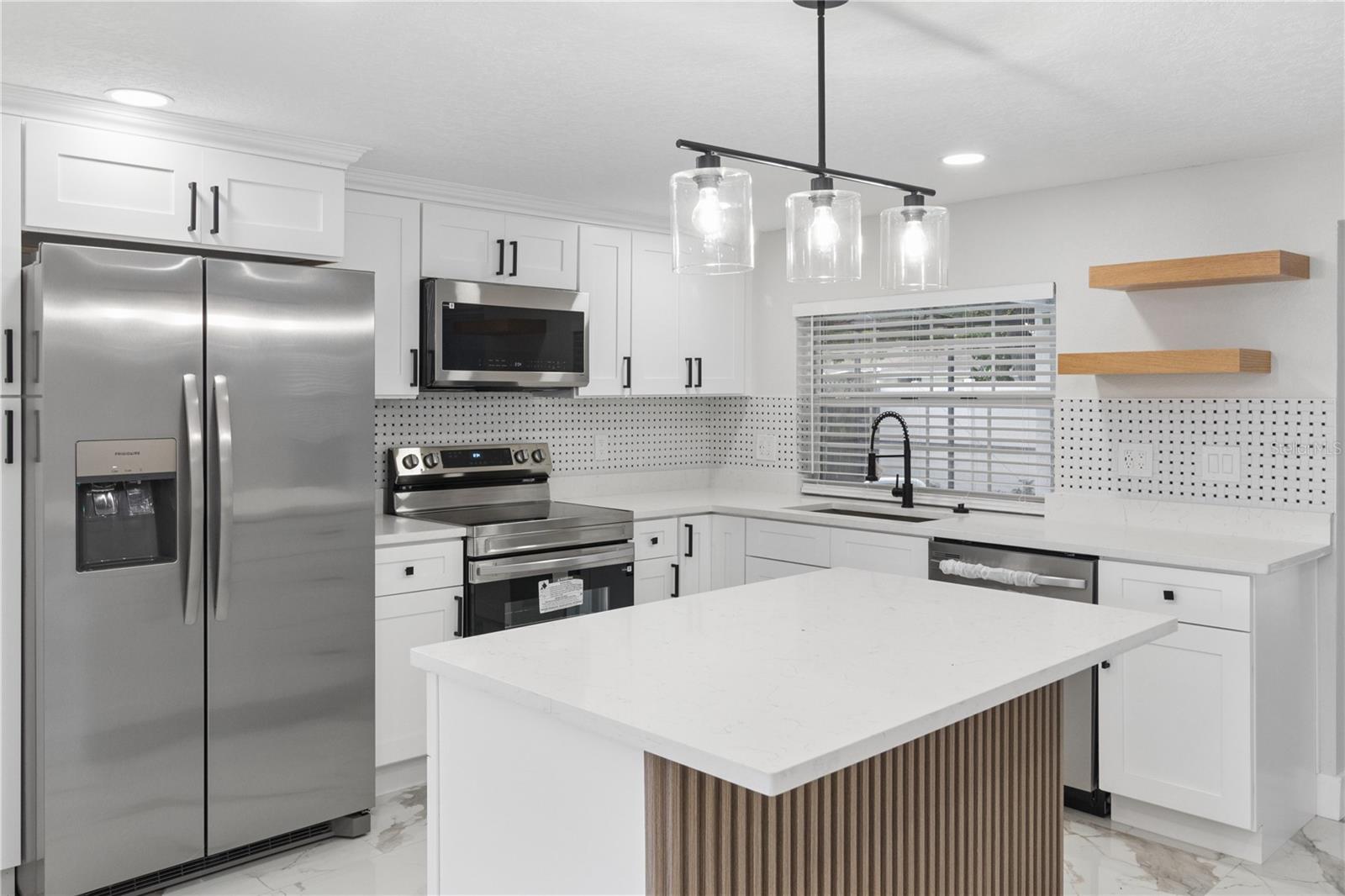 8811 LIDO LN — photo 13