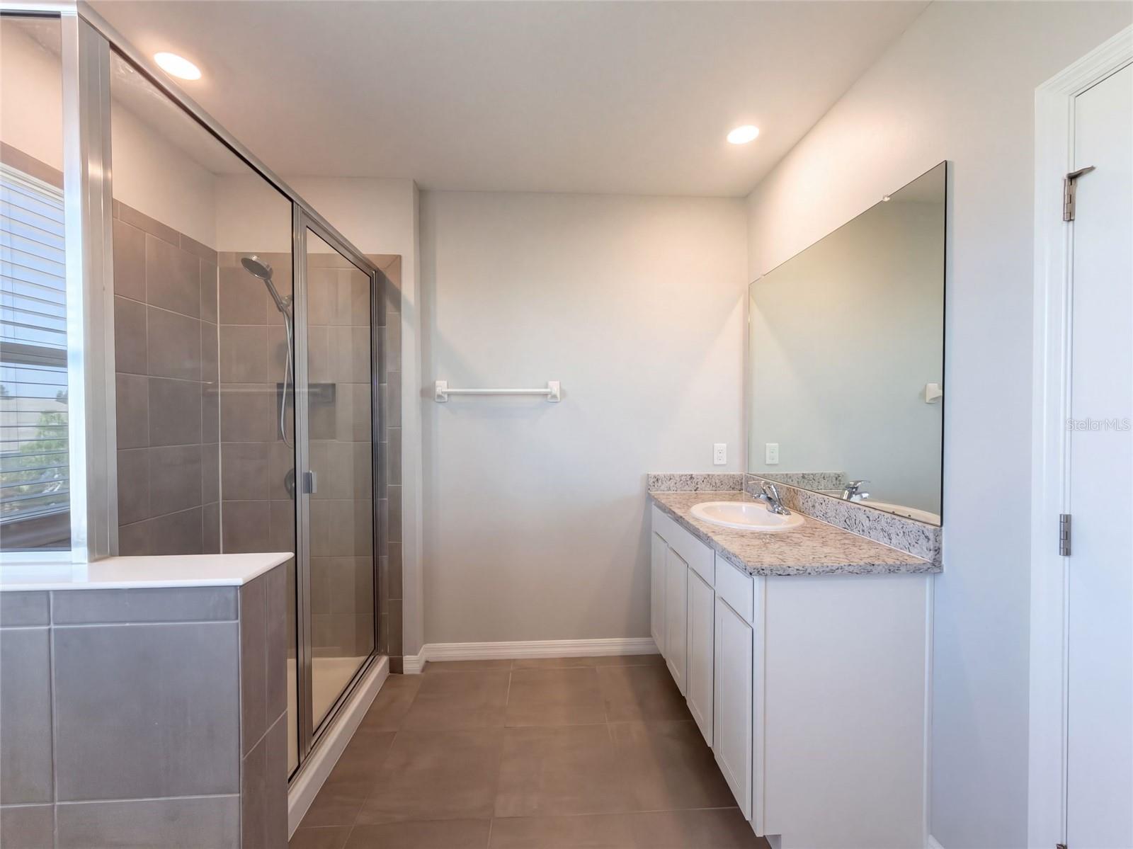 585 BARRIER REEF ST — photo 50