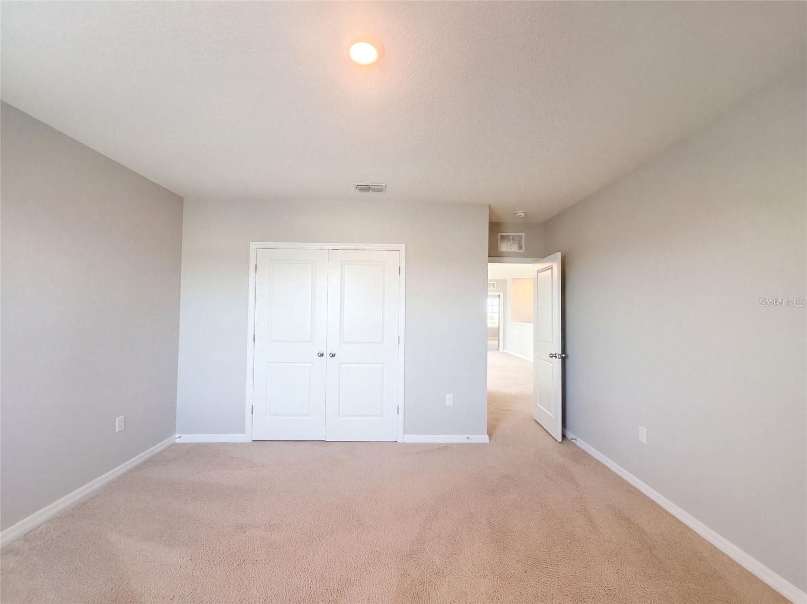585 BARRIER REEF ST — photo 27