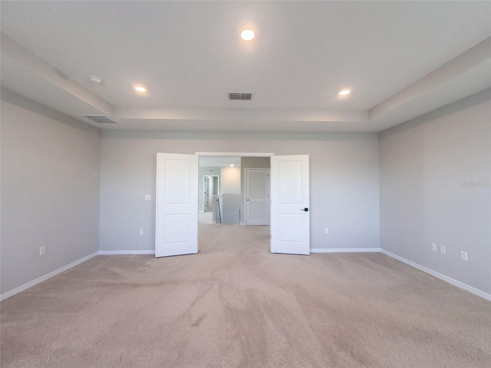 585 BARRIER REEF ST — photo 30