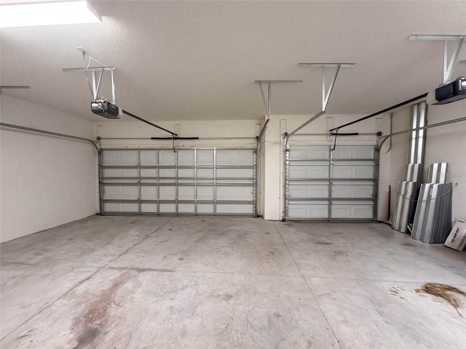 585 BARRIER REEF ST — photo 59
