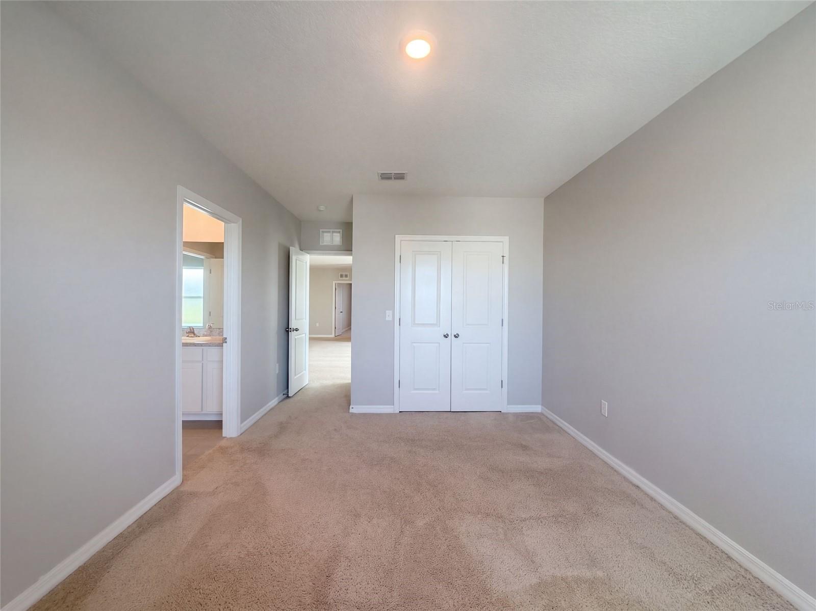 585 BARRIER REEF ST — photo 25