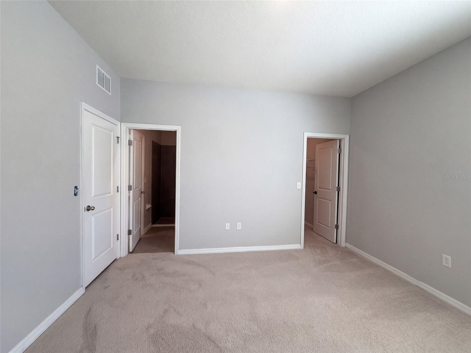 585 BARRIER REEF ST — photo 20