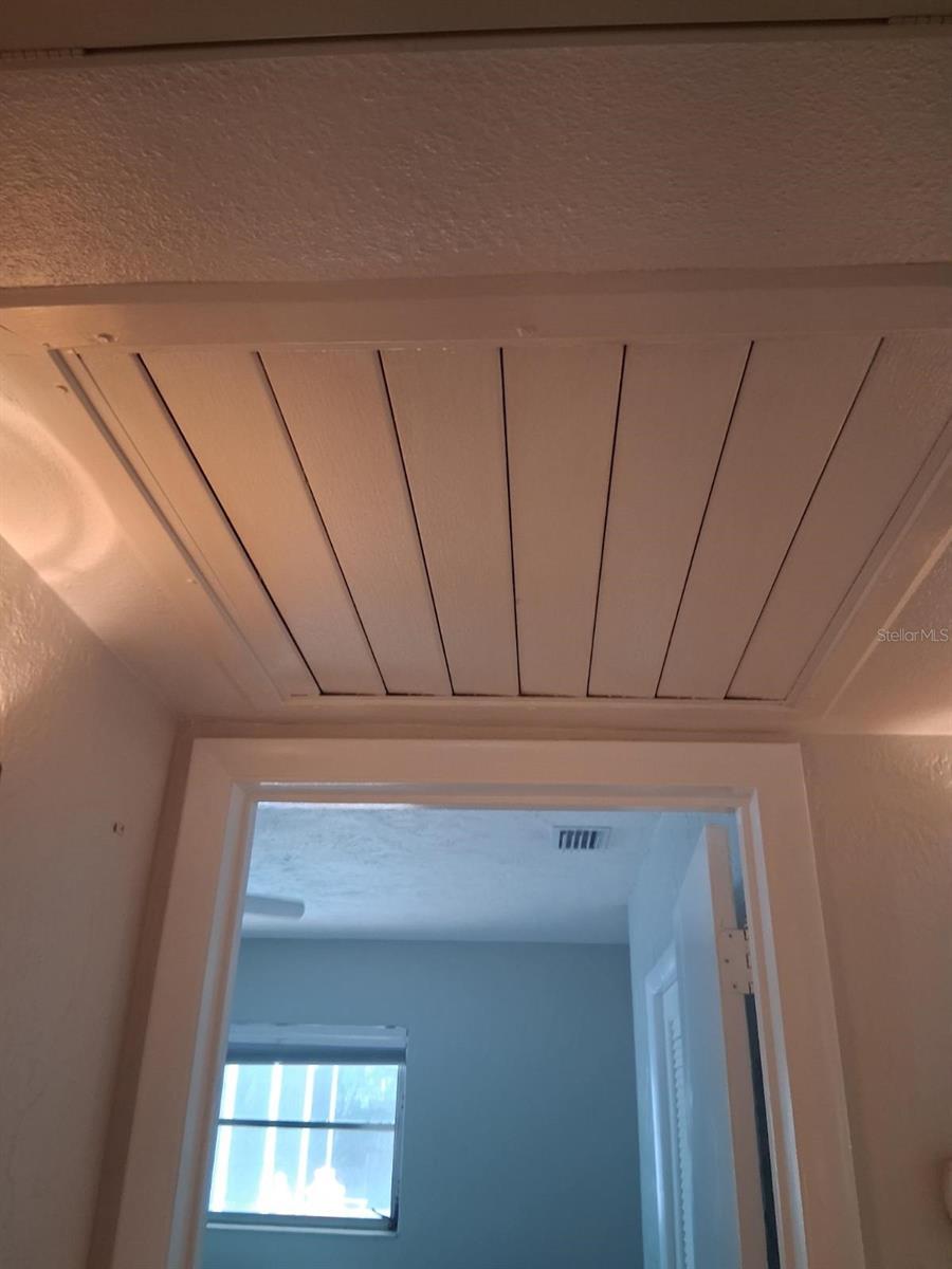 8220 YARDLEY AVE N — photo 28