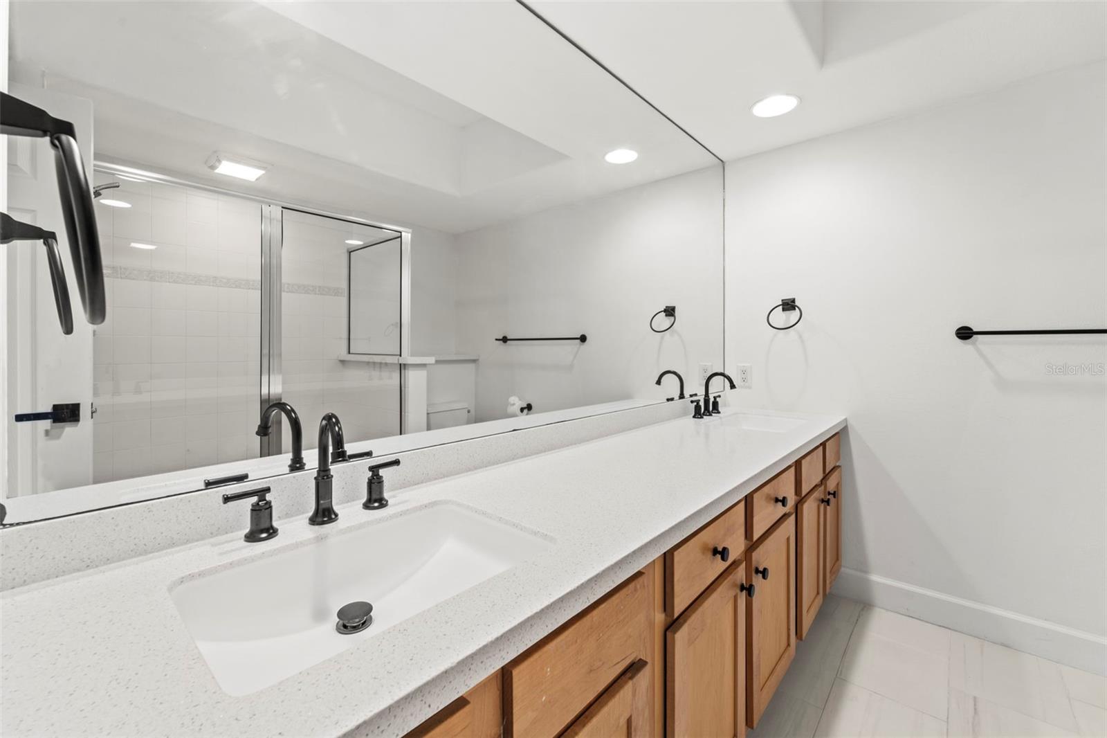 1645 PINELLAS BAYWAY S #B2 — photo 43