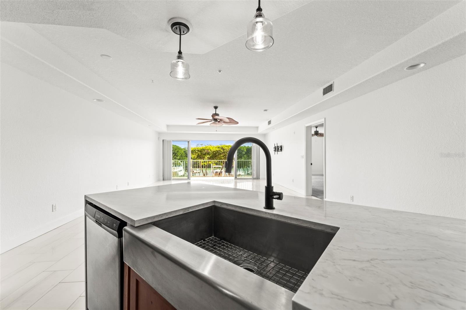 1645 PINELLAS BAYWAY S #B2 — photo 12
