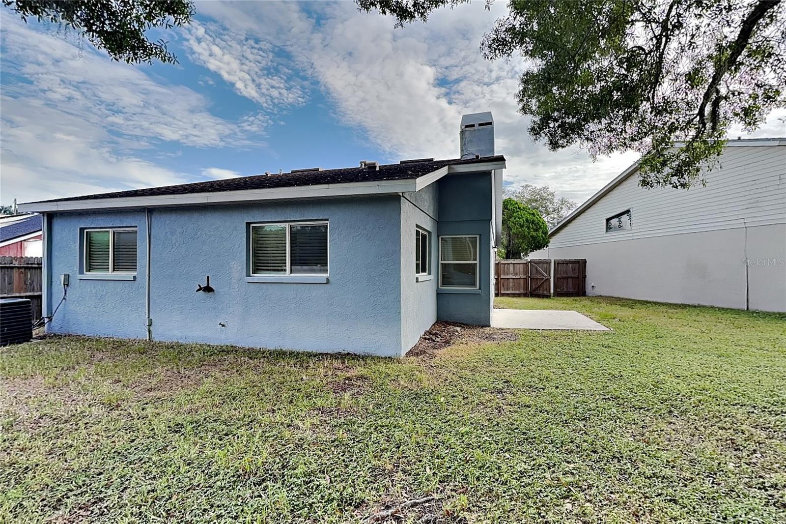 Home in PLANT CITY — photo 15