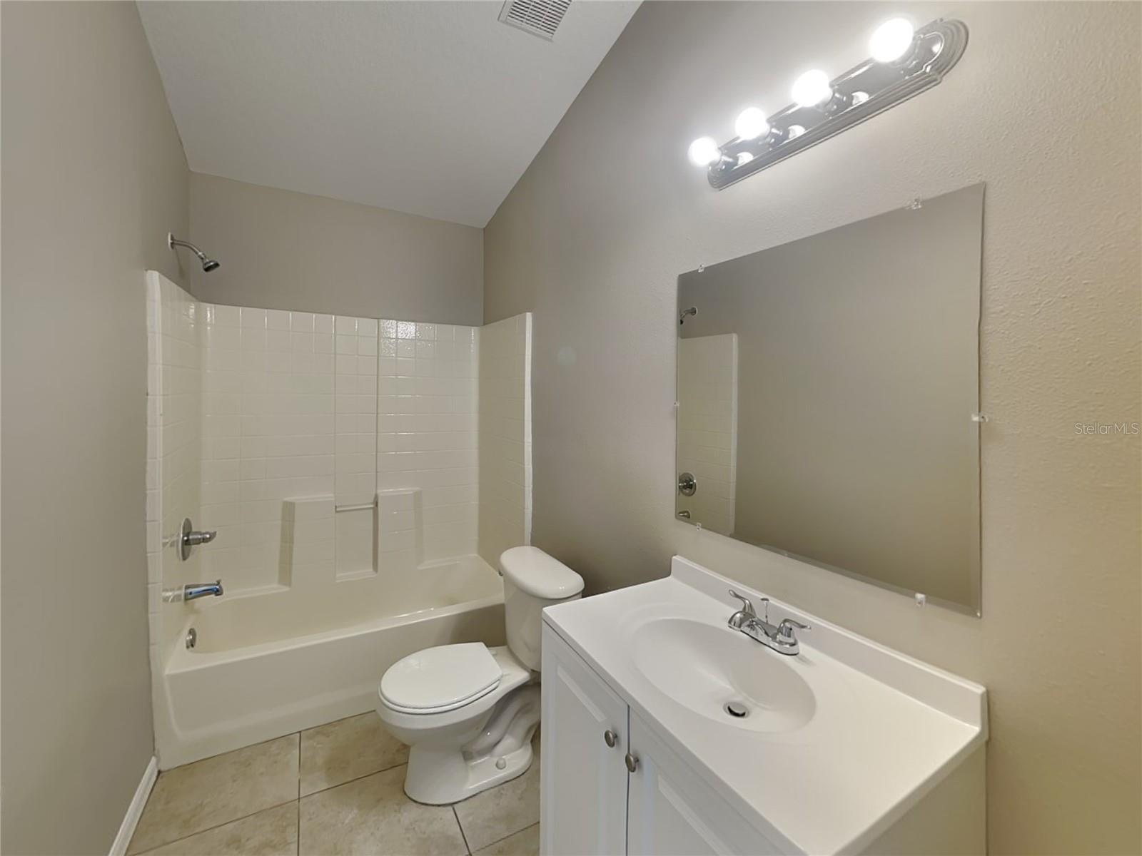 Home in SEFFNER — photo 17