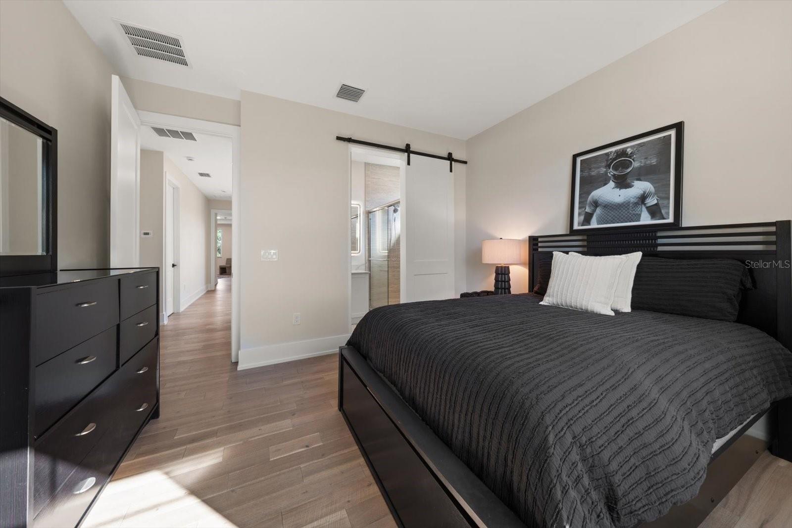 1040 BASS BLVD — photo 30