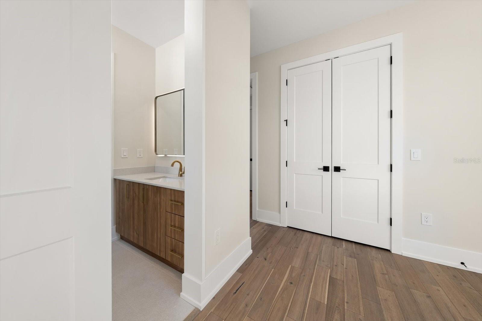 1040 BASS BLVD — photo 34
