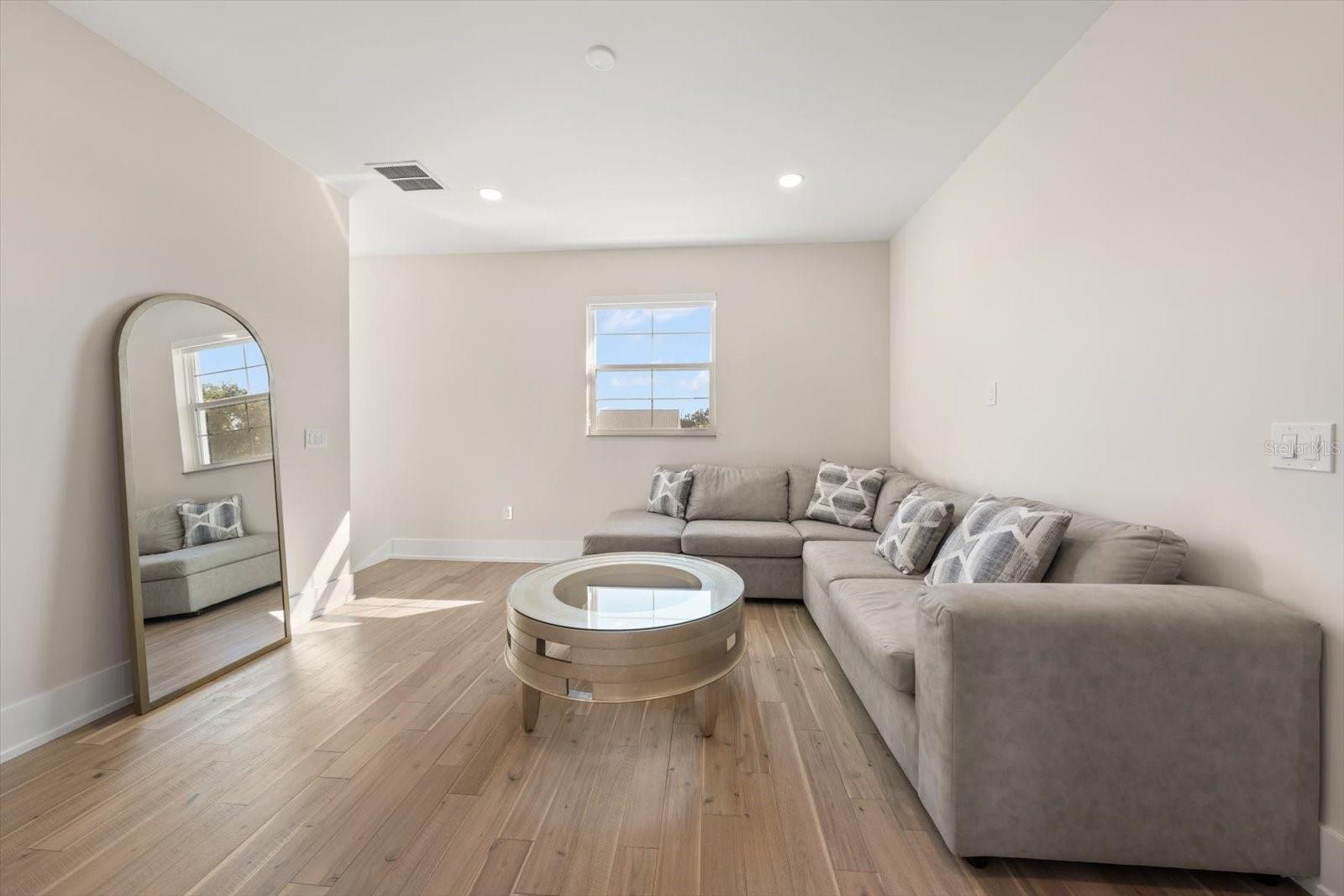 1040 BASS BLVD — photo 15