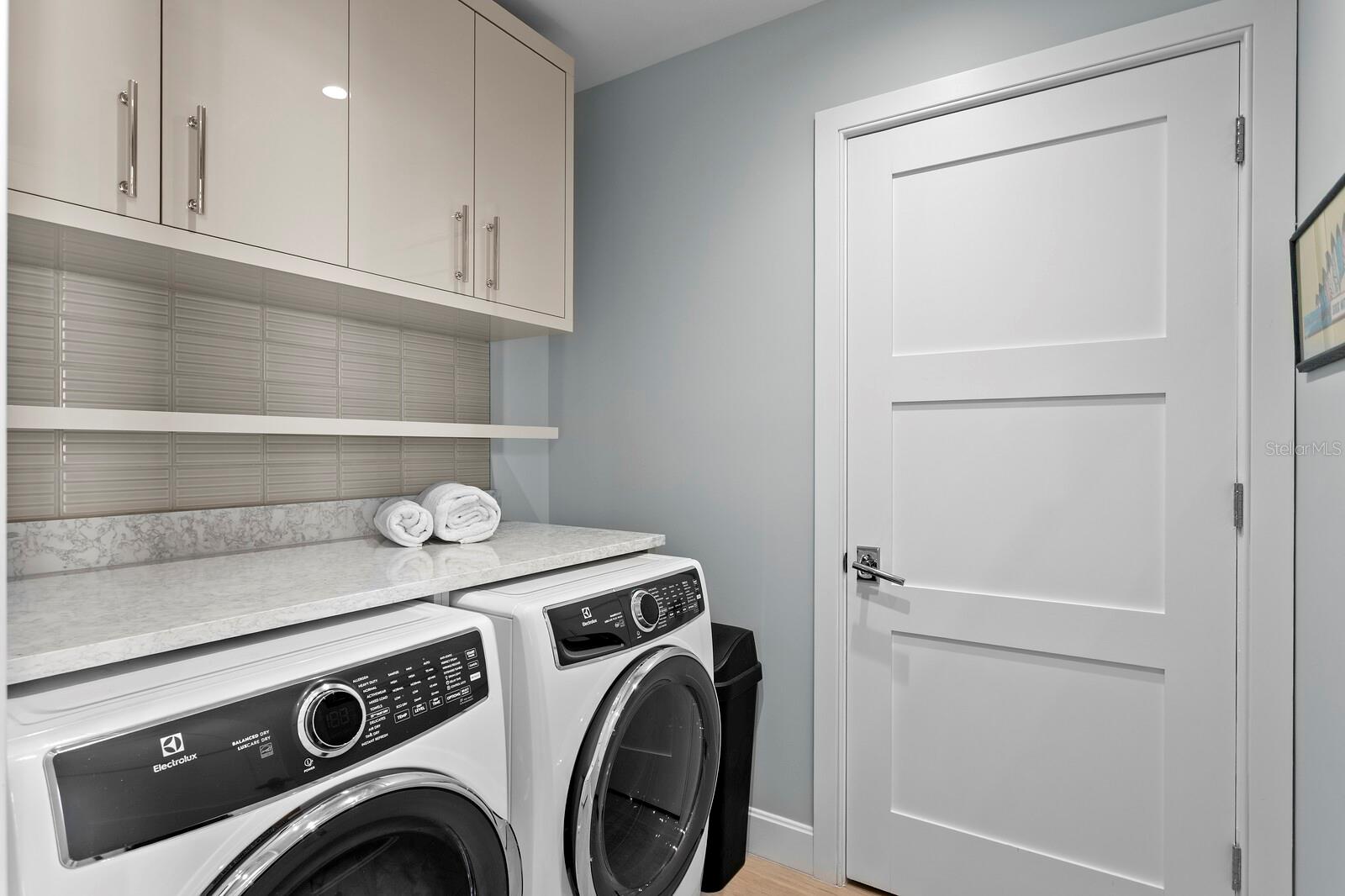 126 4TH AVE NE #502 — photo 42