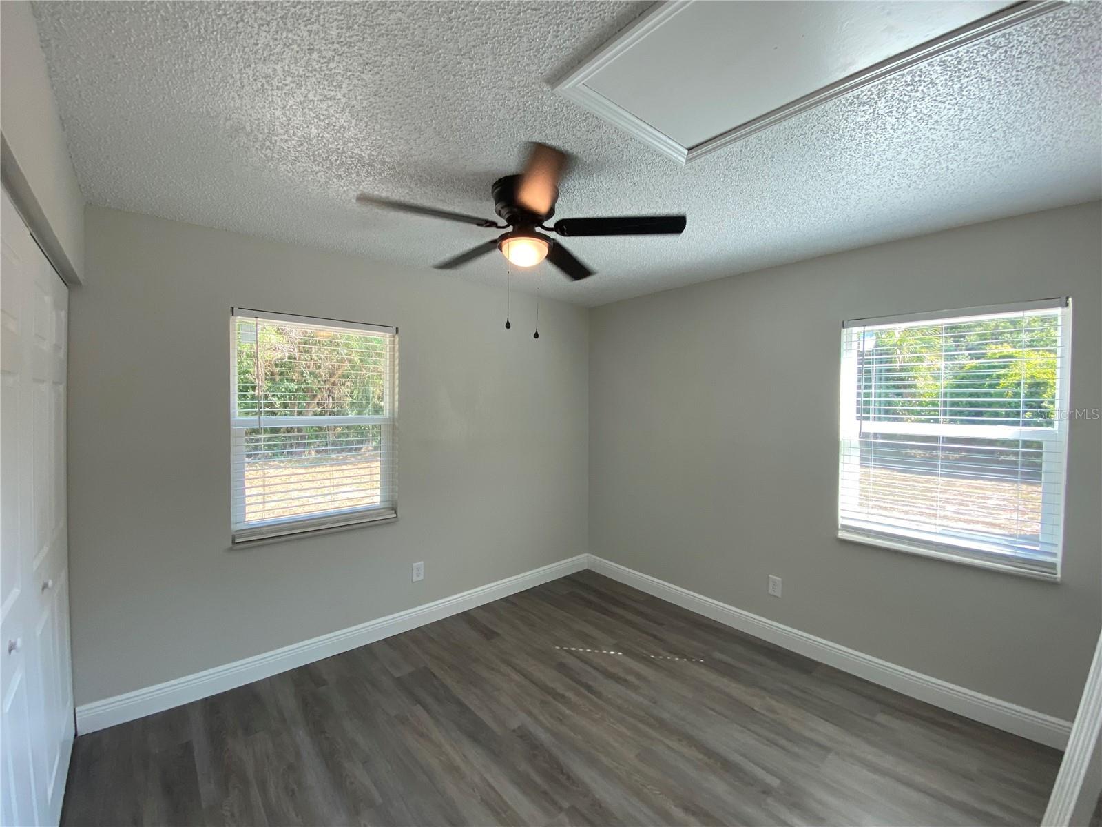 210 SAINT PETERSBURG DR E #C — photo 14