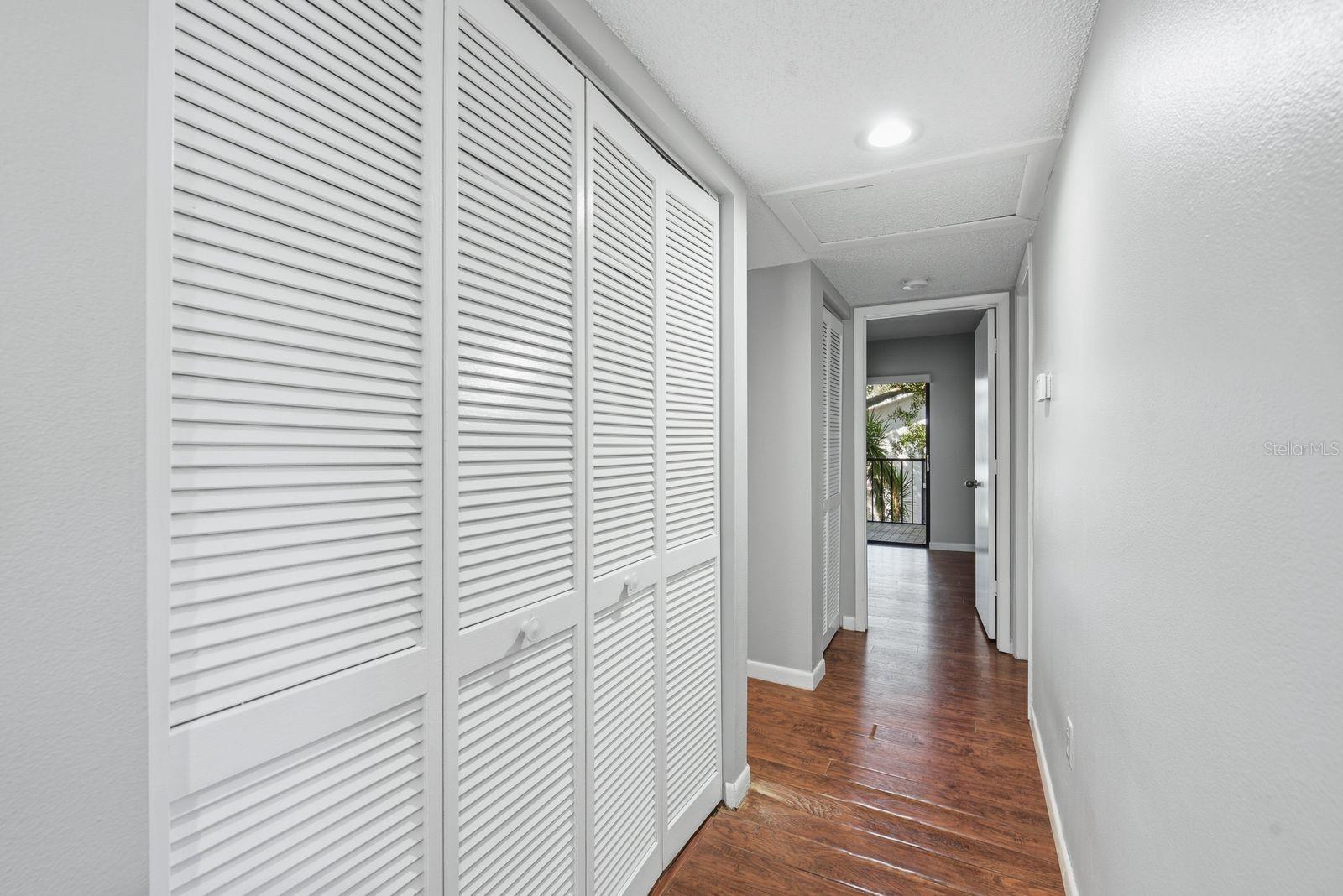 300 S FLORIDA AVE #100L — photo 18