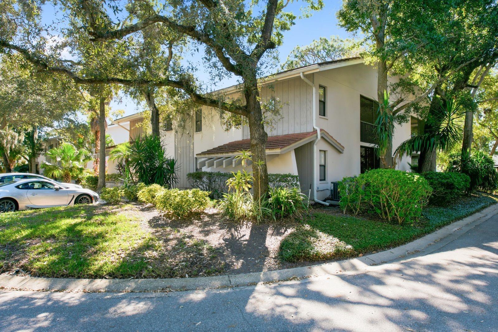 300 S FLORIDA AVE #100L — photo 2