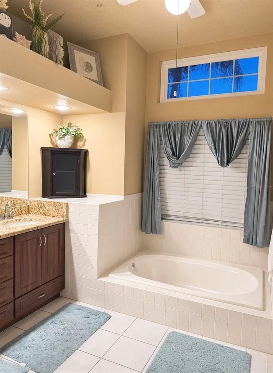 8701 MIDDLE CROSS PL — photo 13
