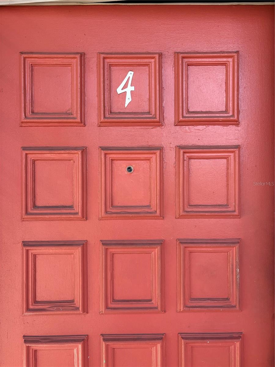 555 69TH AVE #4 — photo 8