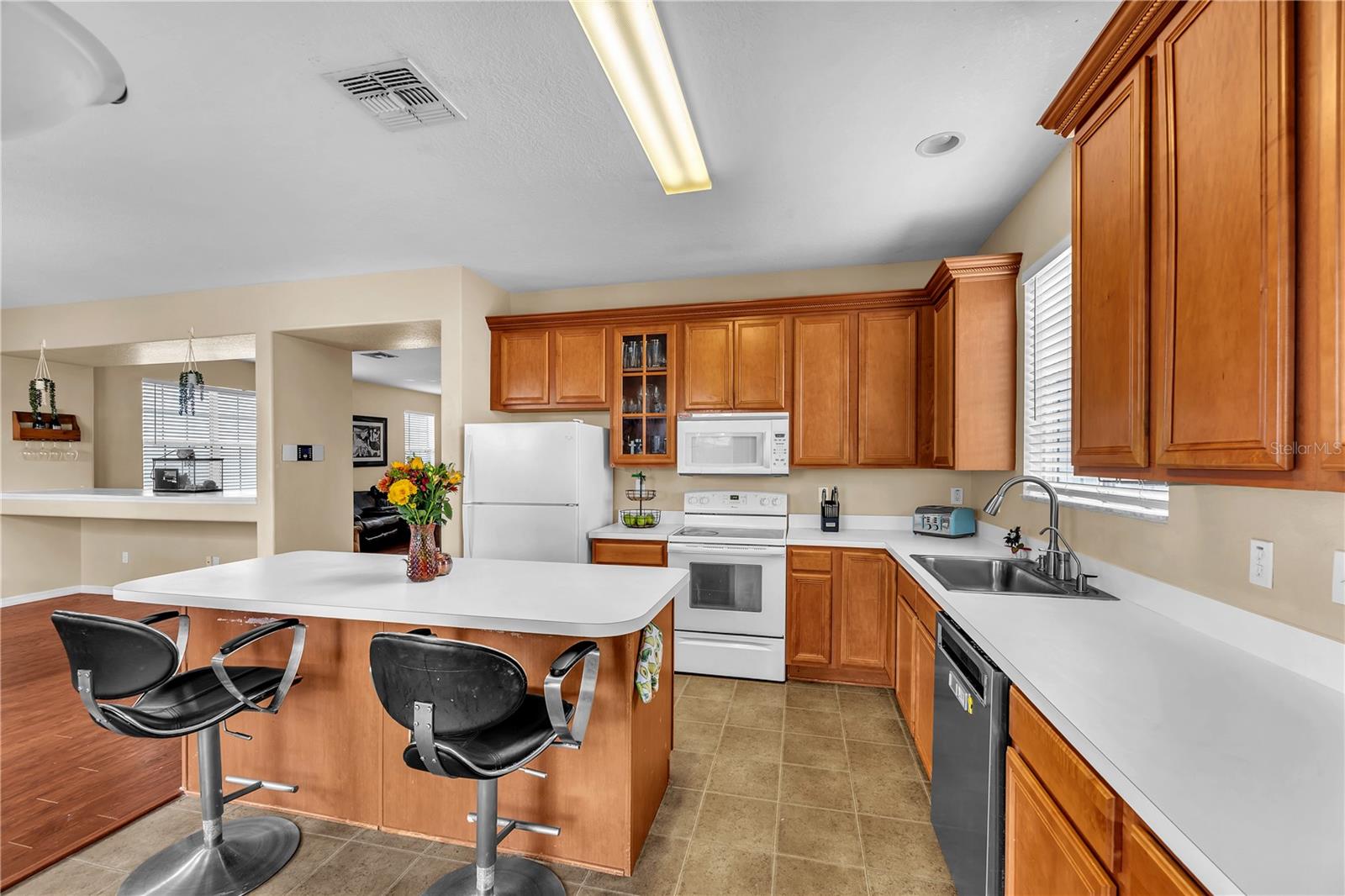 18801 SUNTERRA DR — photo 10