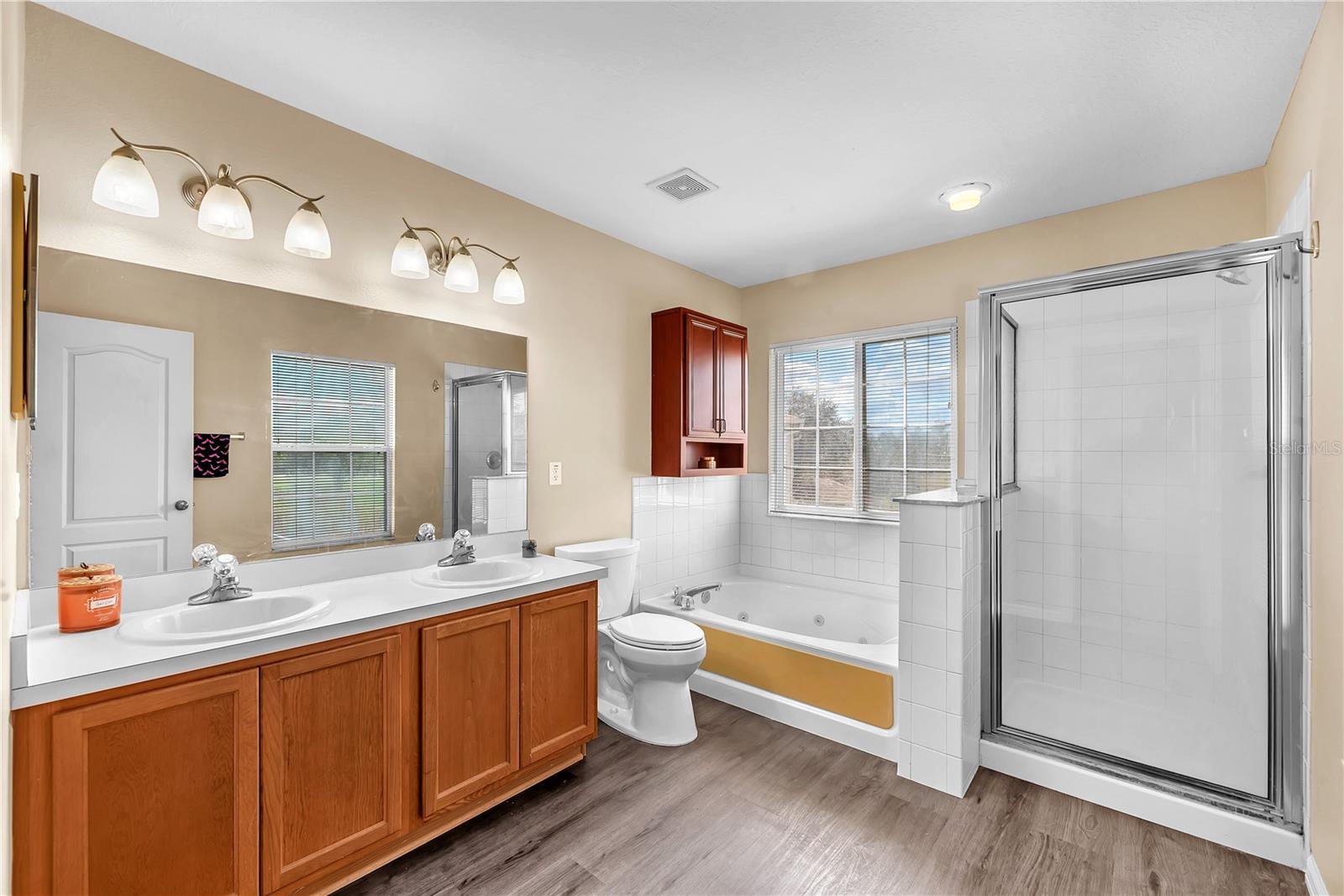 18801 SUNTERRA DR — photo 21