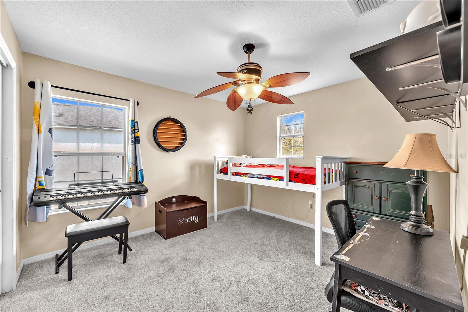 18801 SUNTERRA DR — photo 26