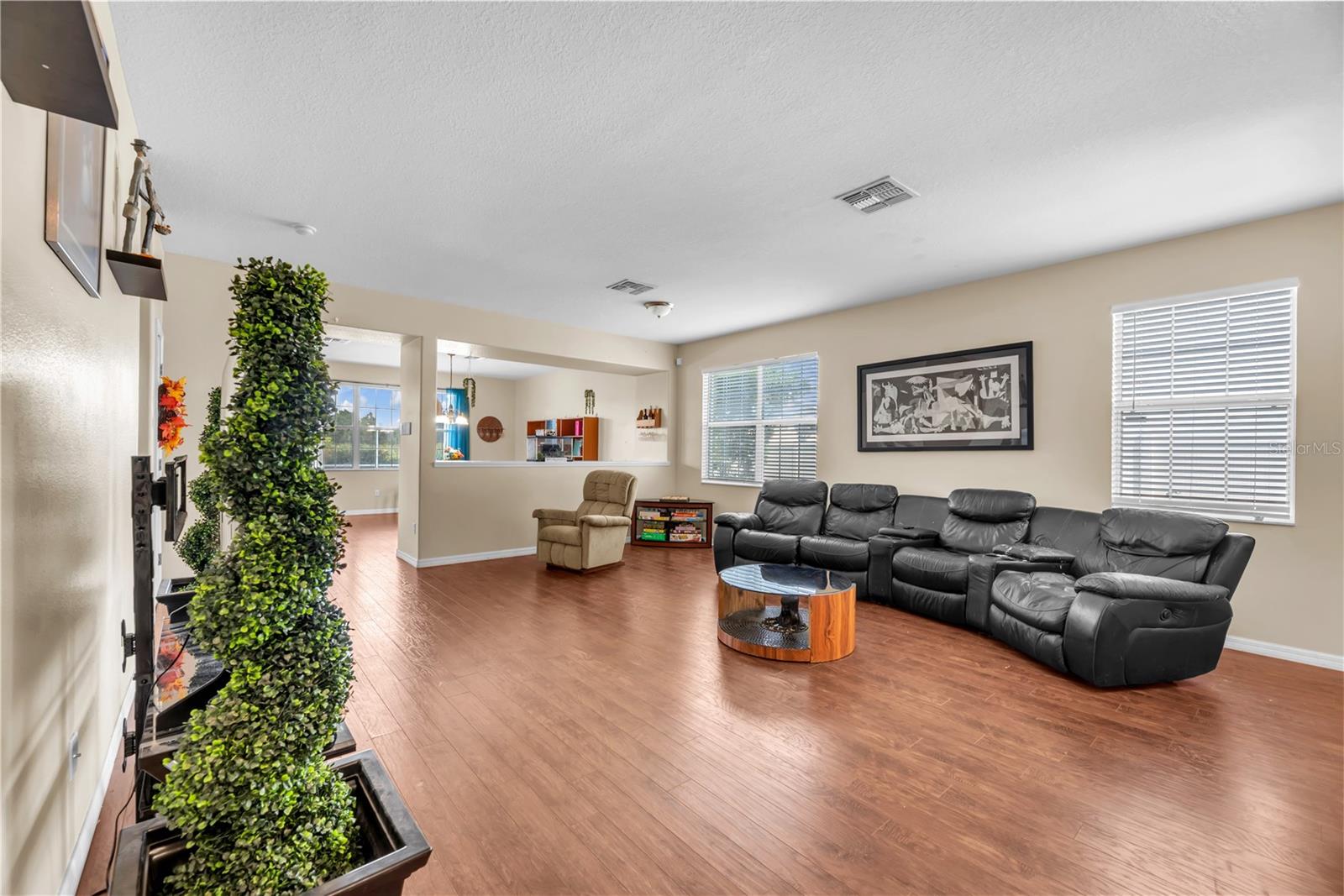 18801 SUNTERRA DR — photo 8