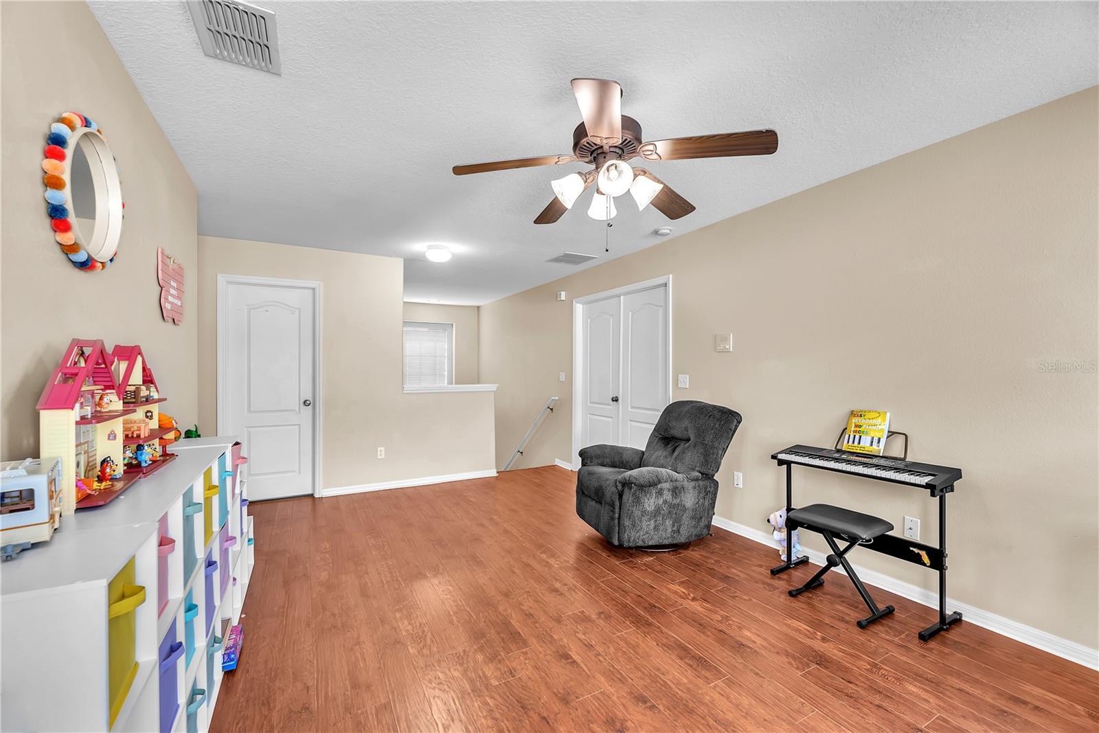 18801 SUNTERRA DR — photo 23