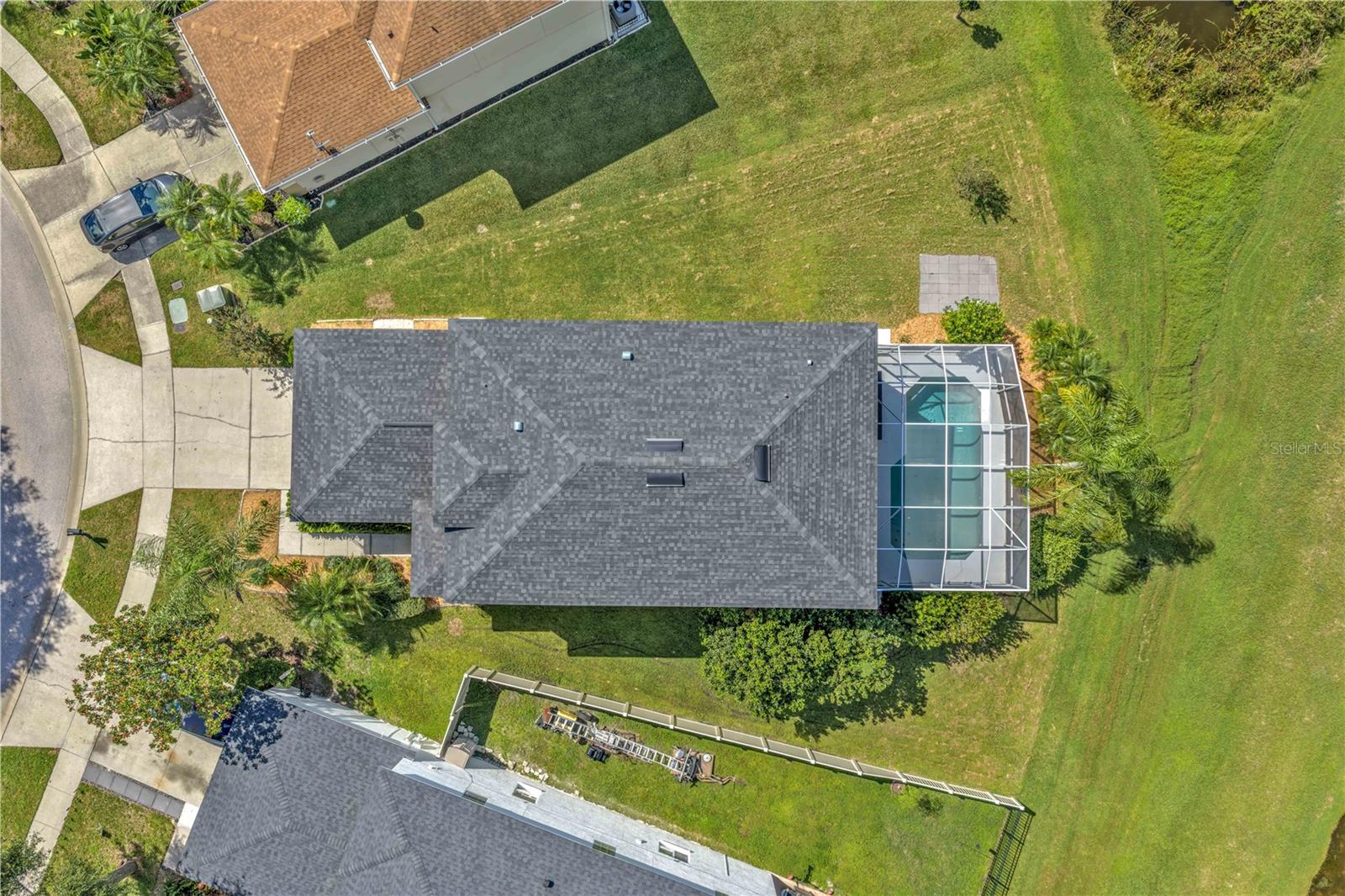 18801 SUNTERRA DR — photo 36