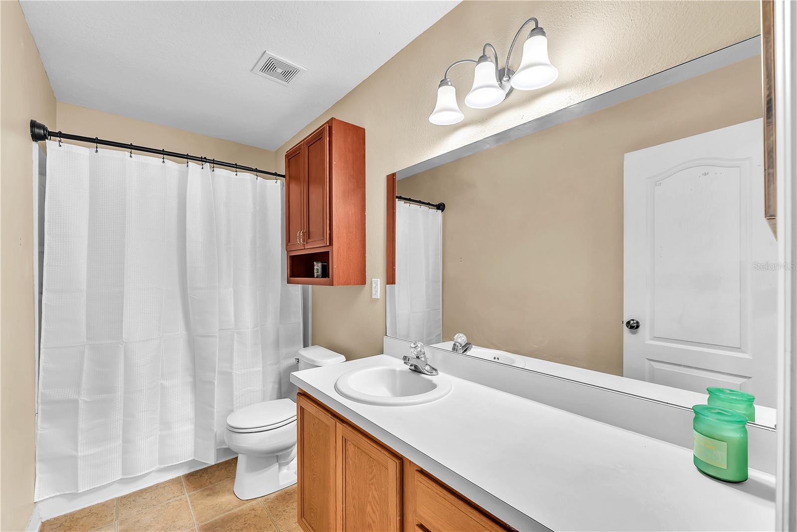 18801 SUNTERRA DR — photo 25