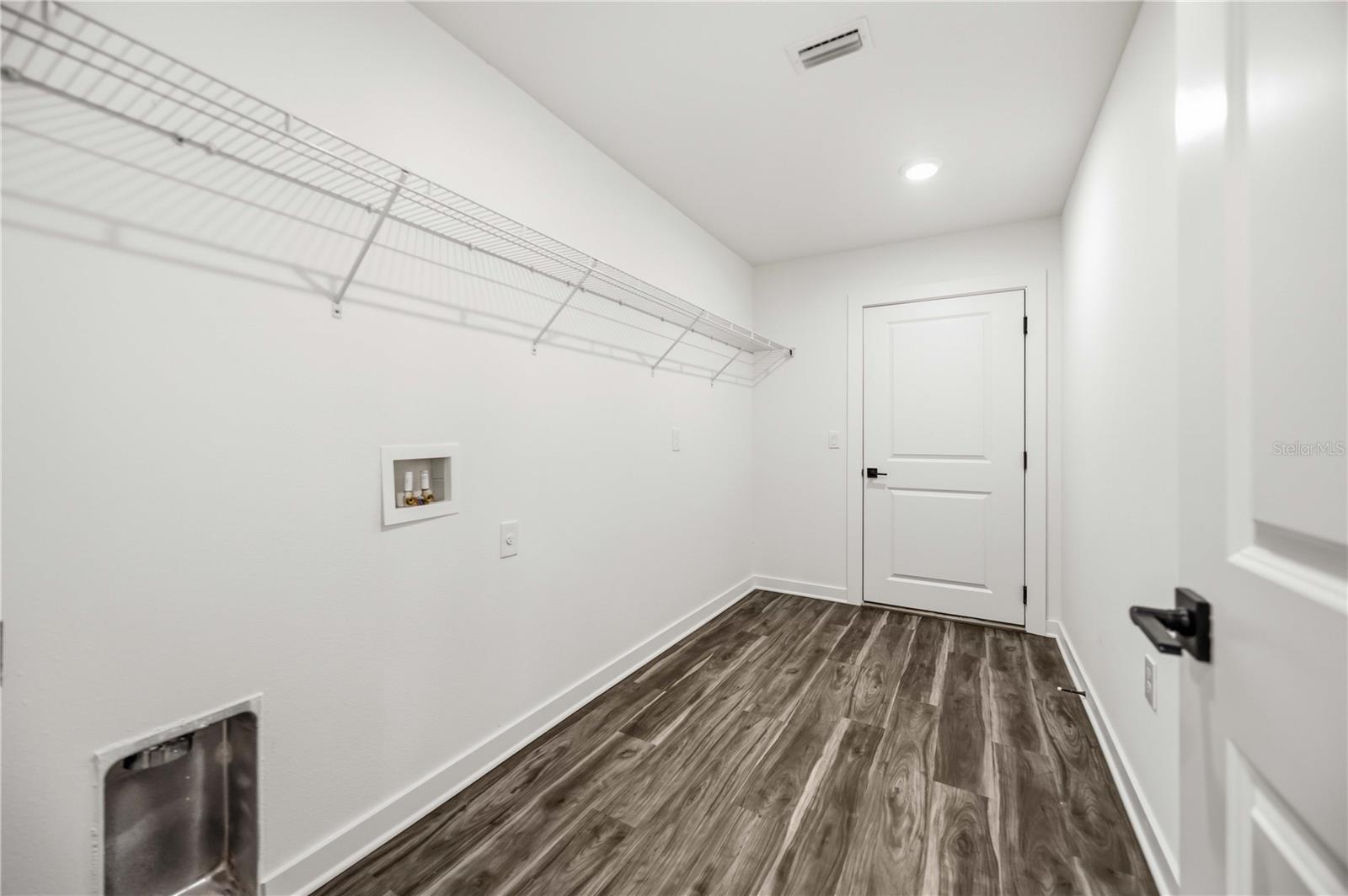 3361 INVERNESS ST — photo 11