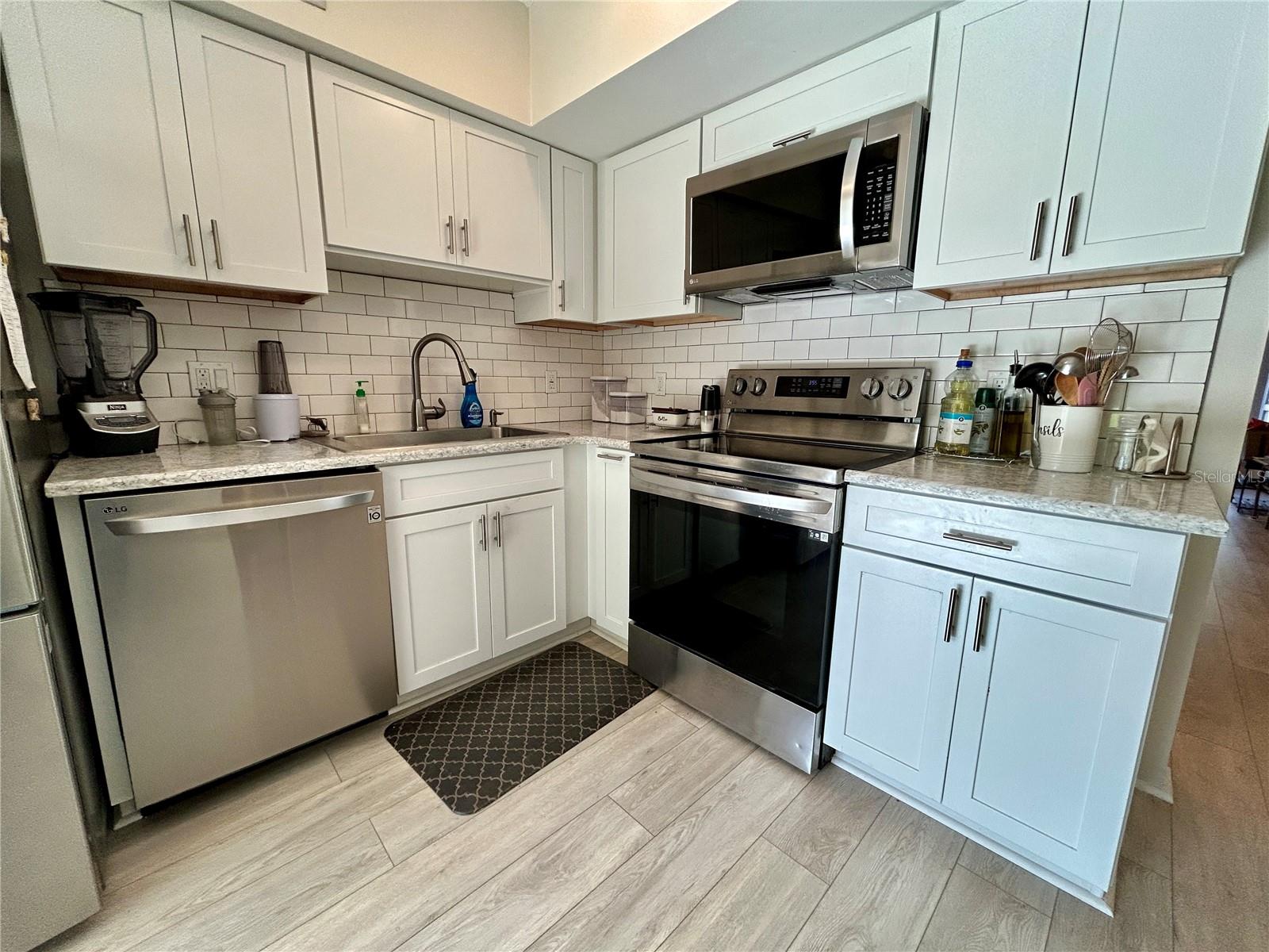 2311 BRISBANE ST #23 — photo 11