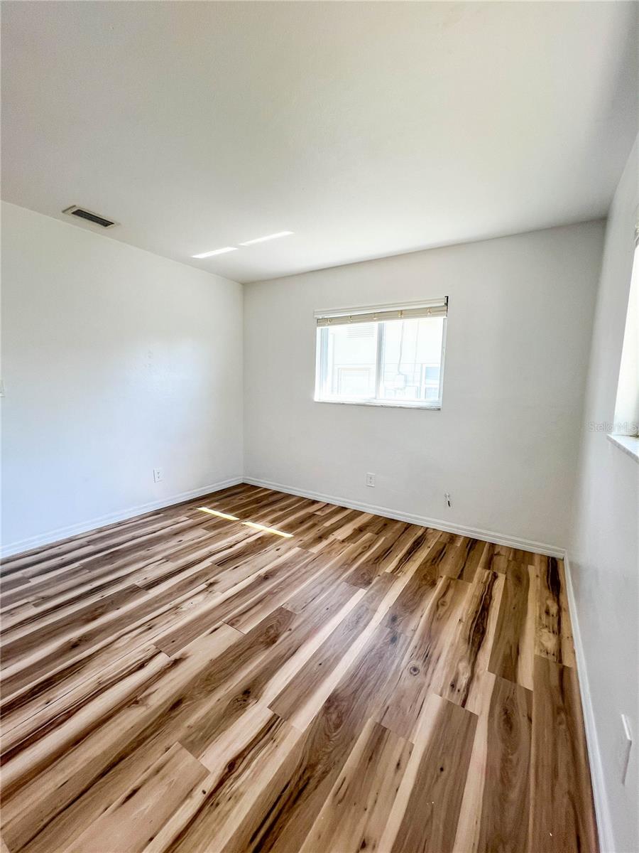 9270 111TH ST — photo 18