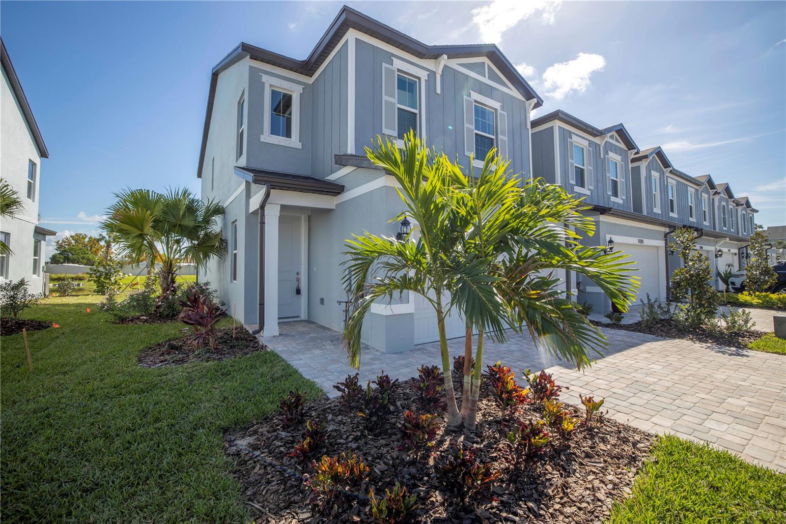 11261 BEACH WALK WAY NE — photo 2